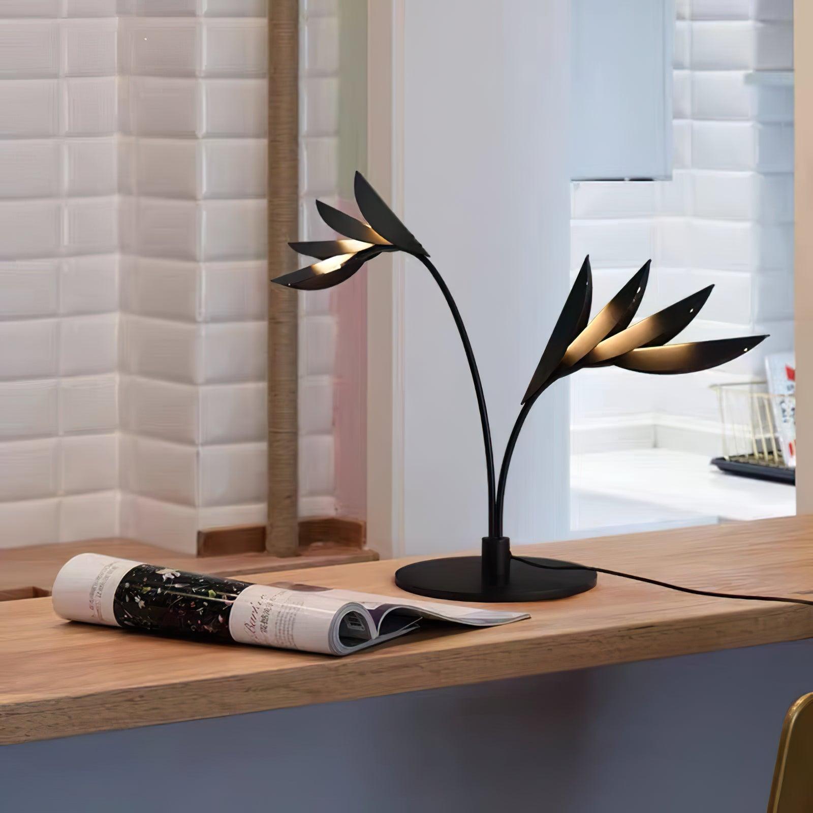 Double Leaf Table Lamp