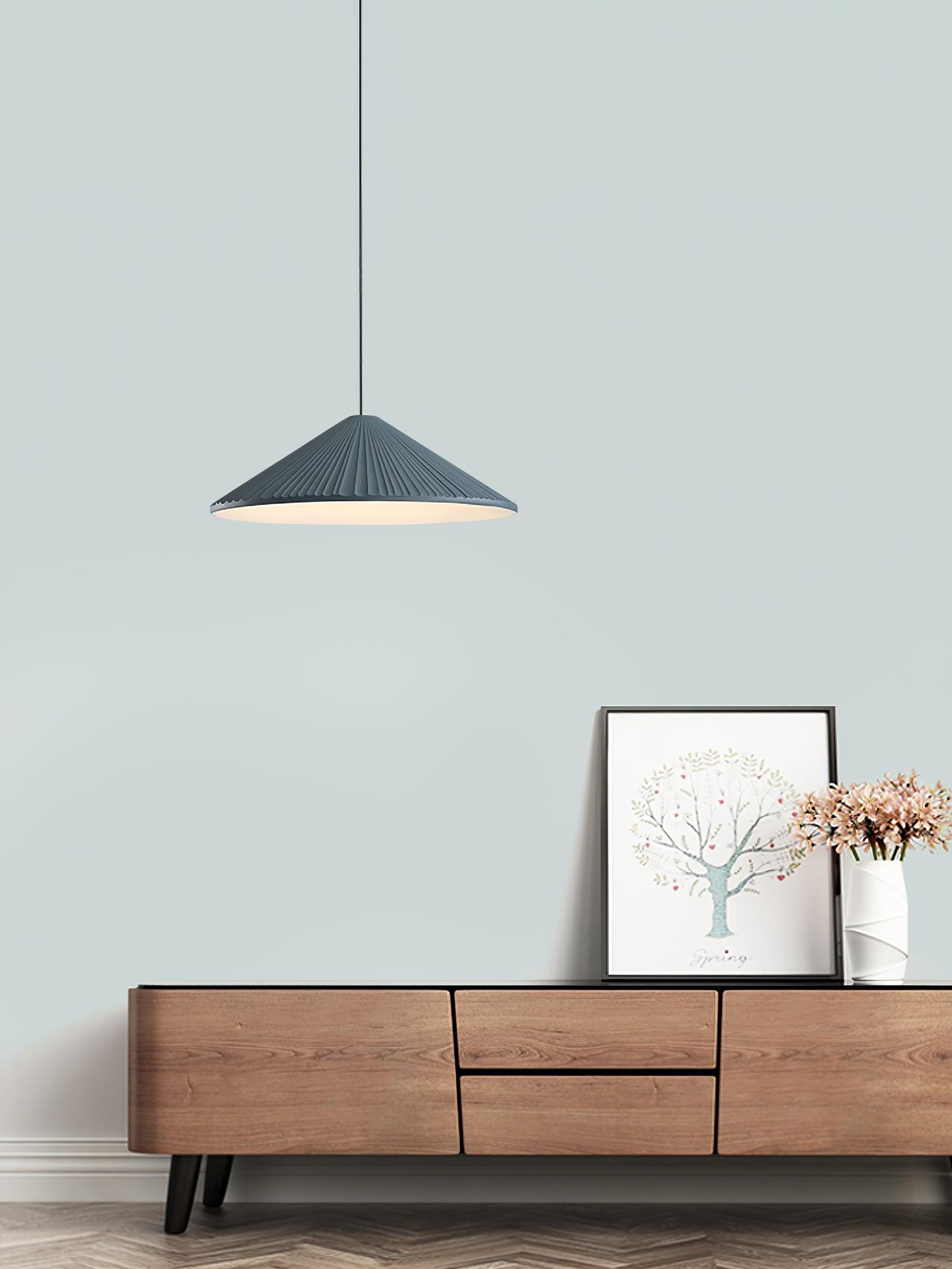 Hat Resin Pendant Lamp