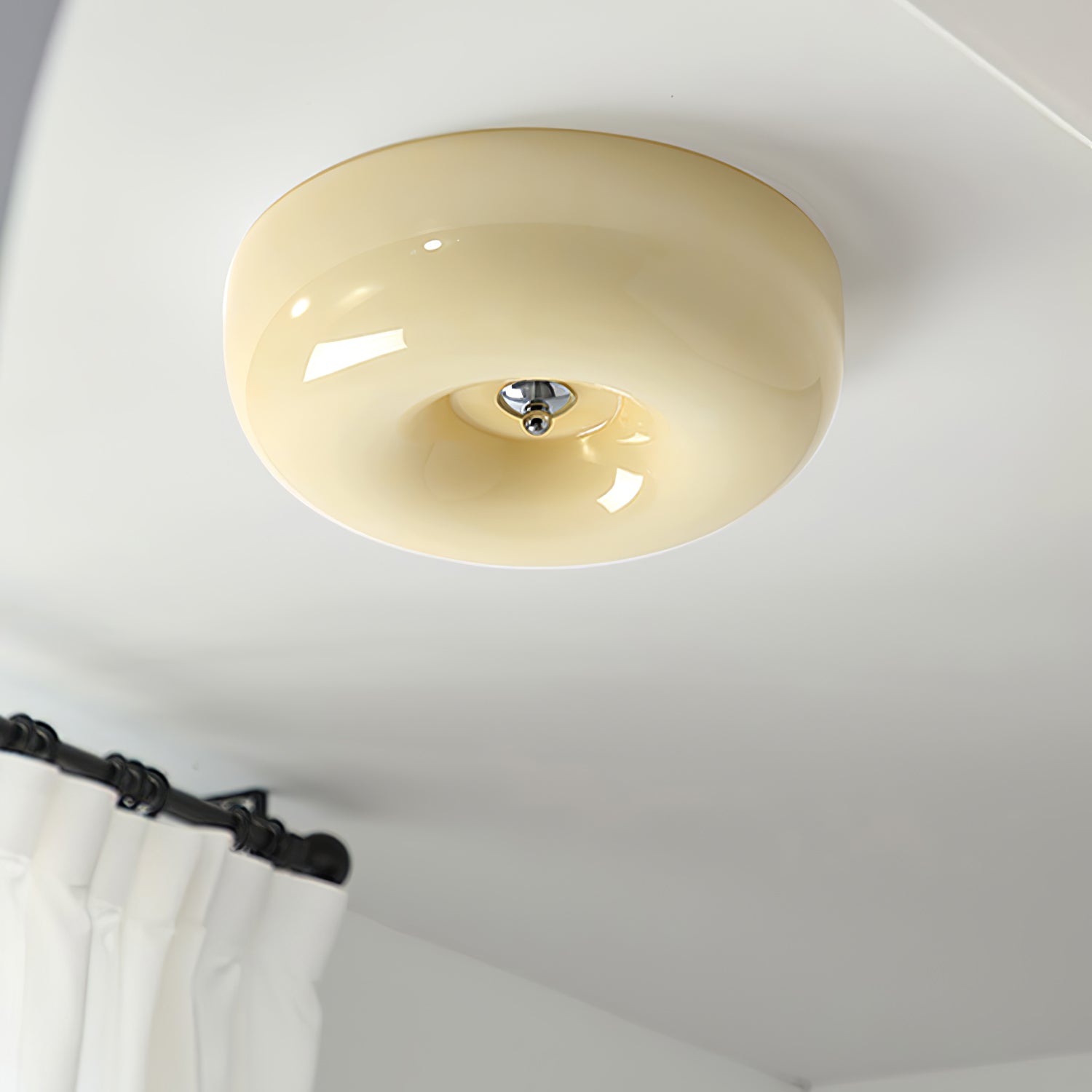 Cream Pudding Ceiling Lamp