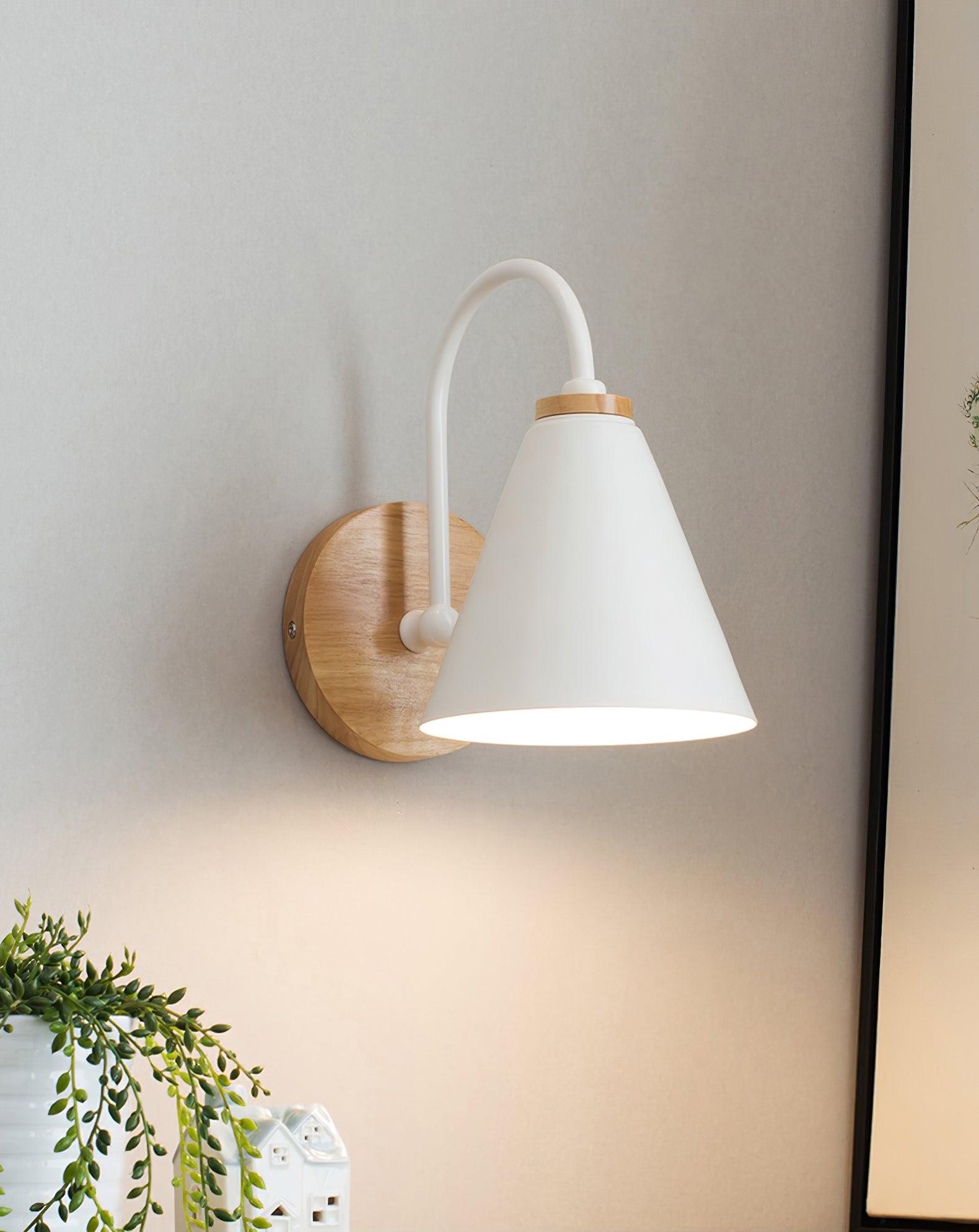 Kona Nordic Wall Lamp