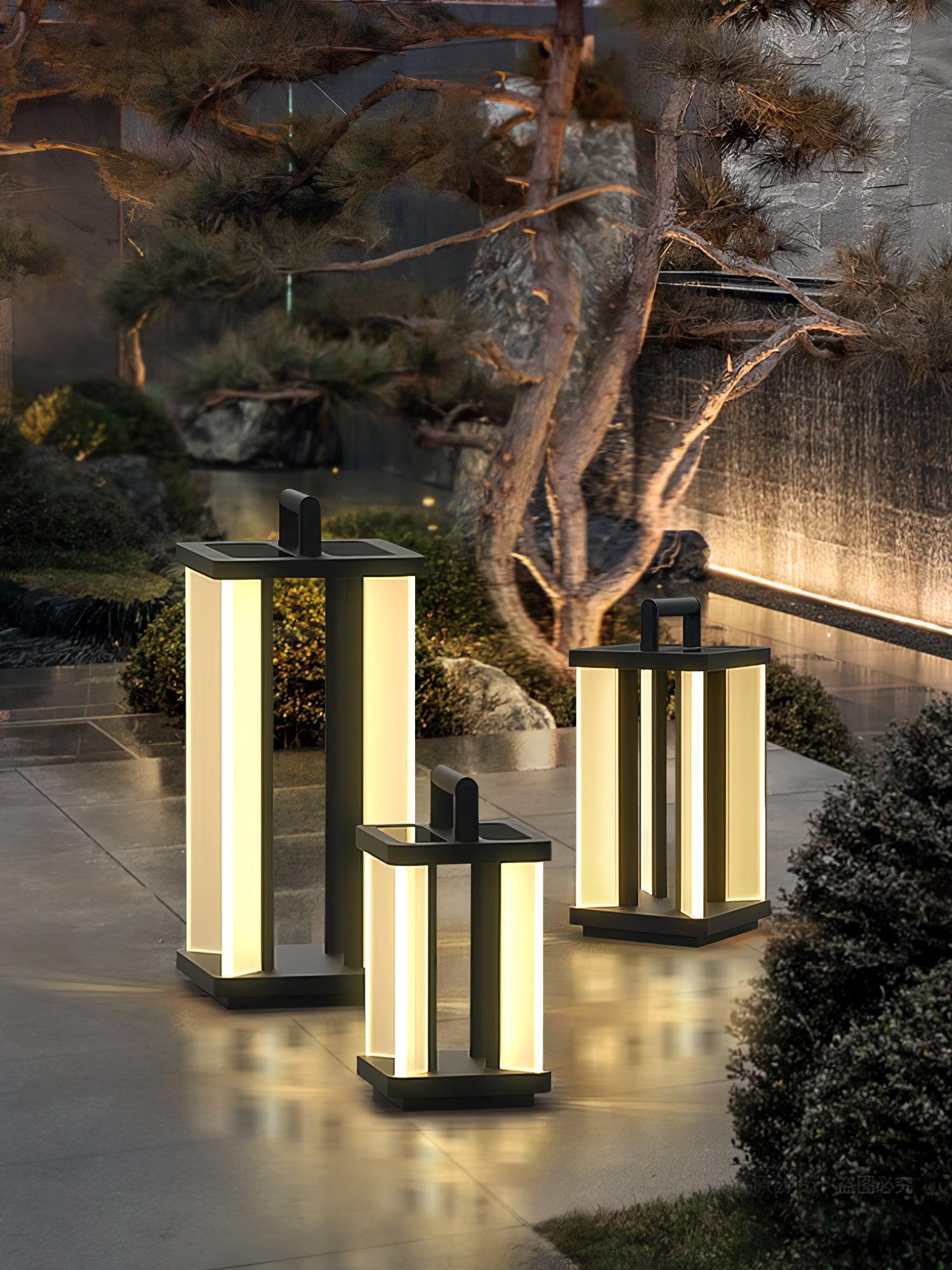 Metroluxe Outdoor Light