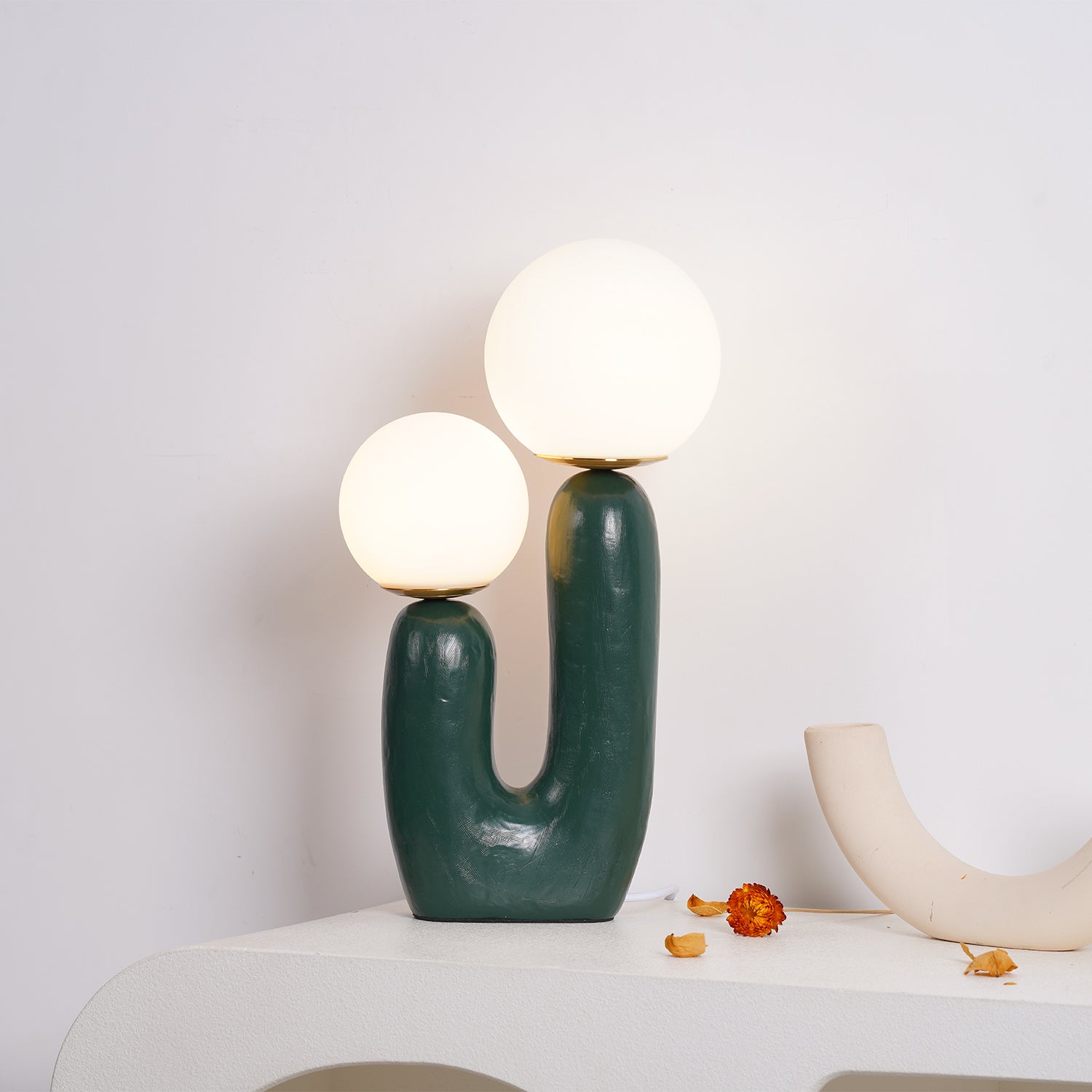 Oo Rough Table Lamp