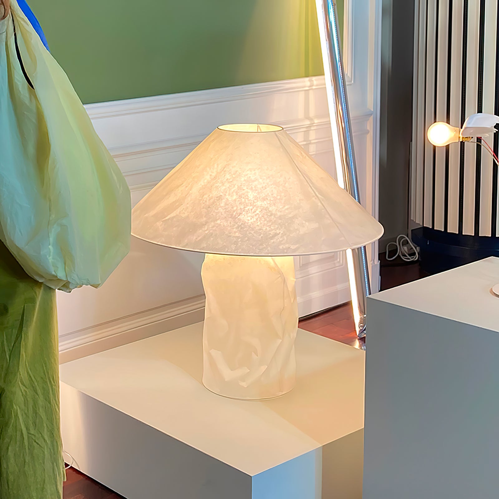 Crinkle Paper Table Lamp