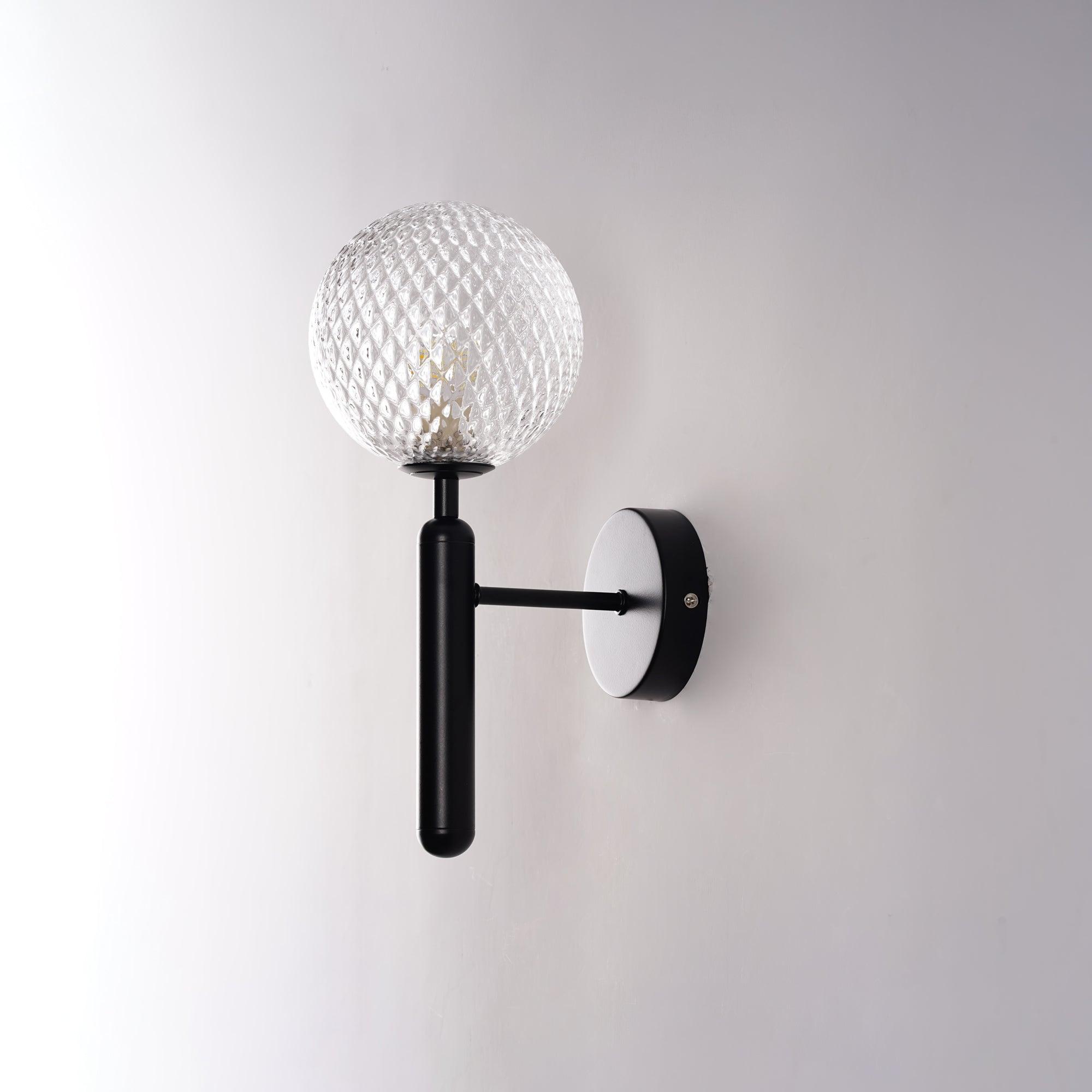 Nordica Wall Lamp