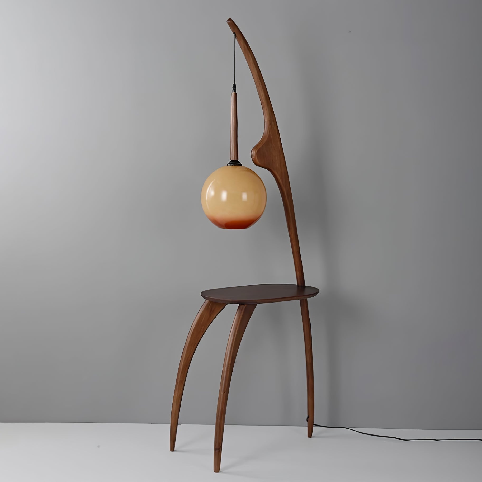 Curved Mantis Arm Floor Lamp