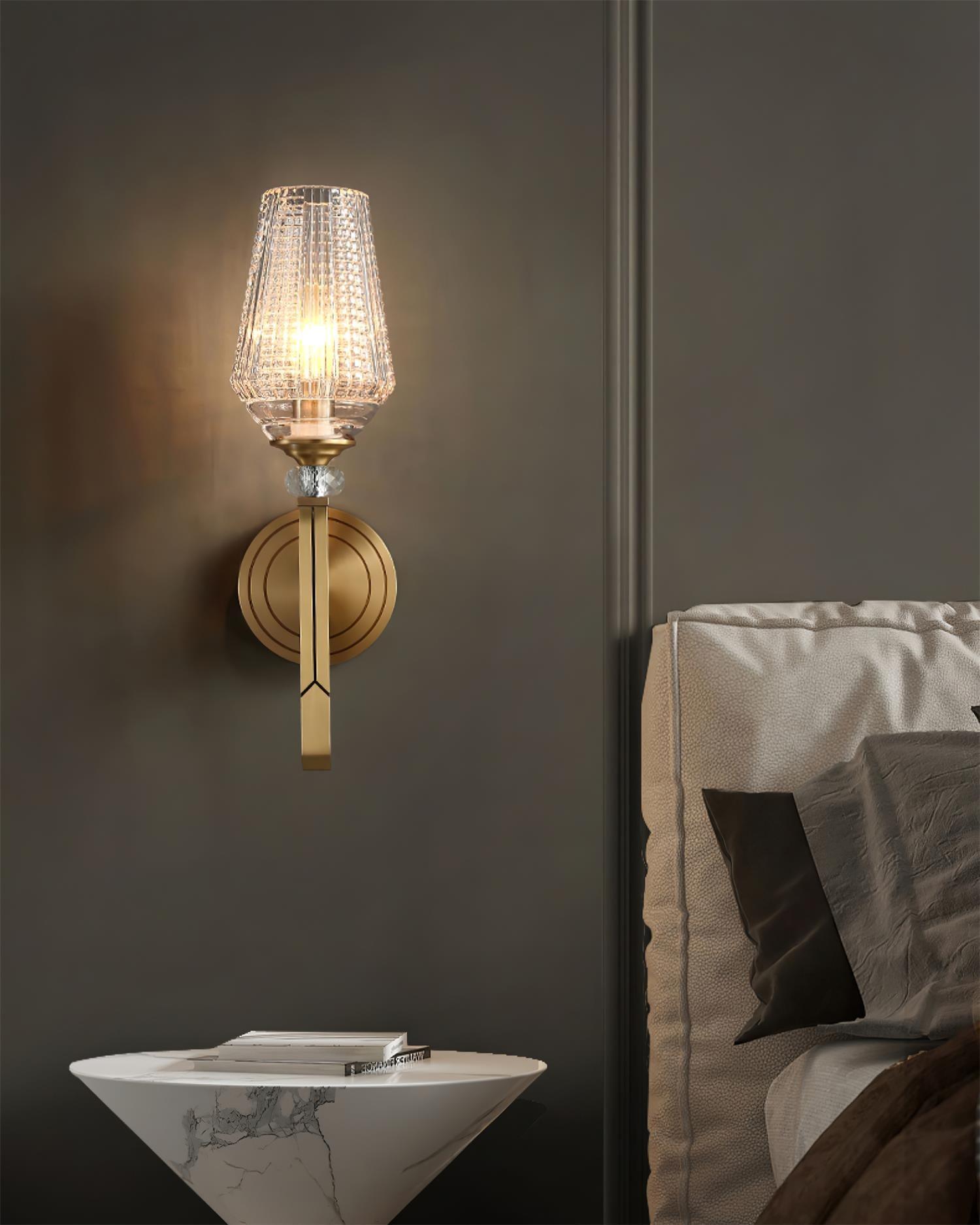 Devora Brass Wall Lamp