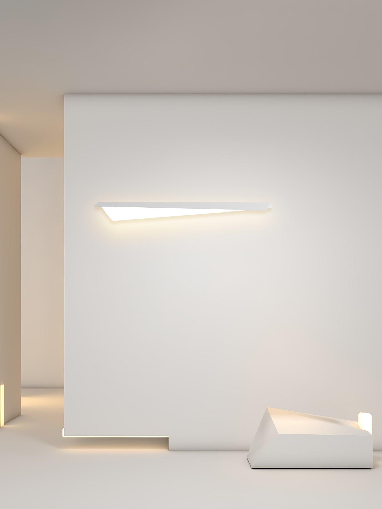 Folding Line Wall Light