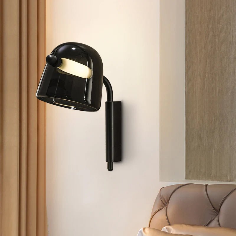 Mona Wall Lamp