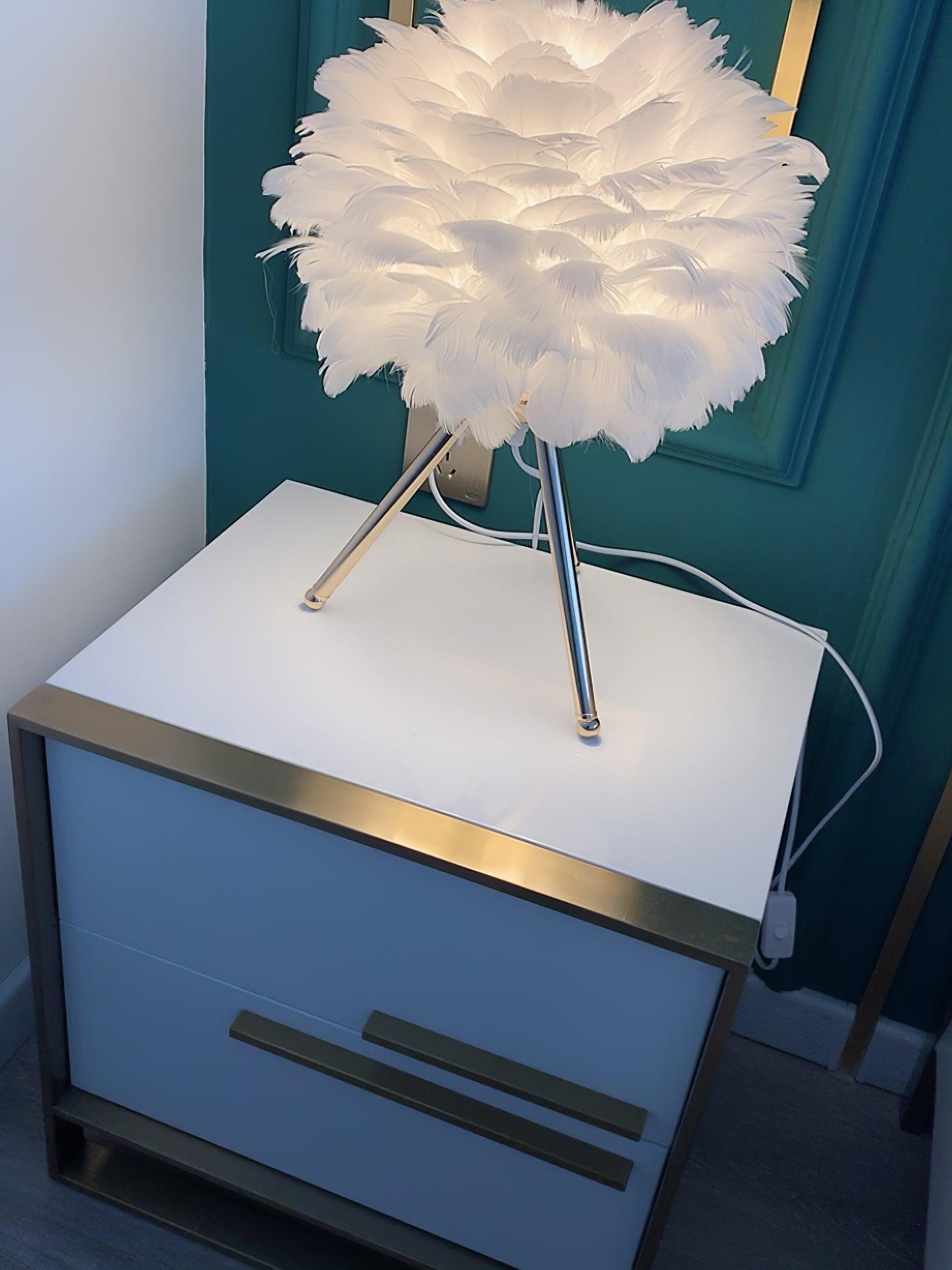 Goose Feather Table Lamp