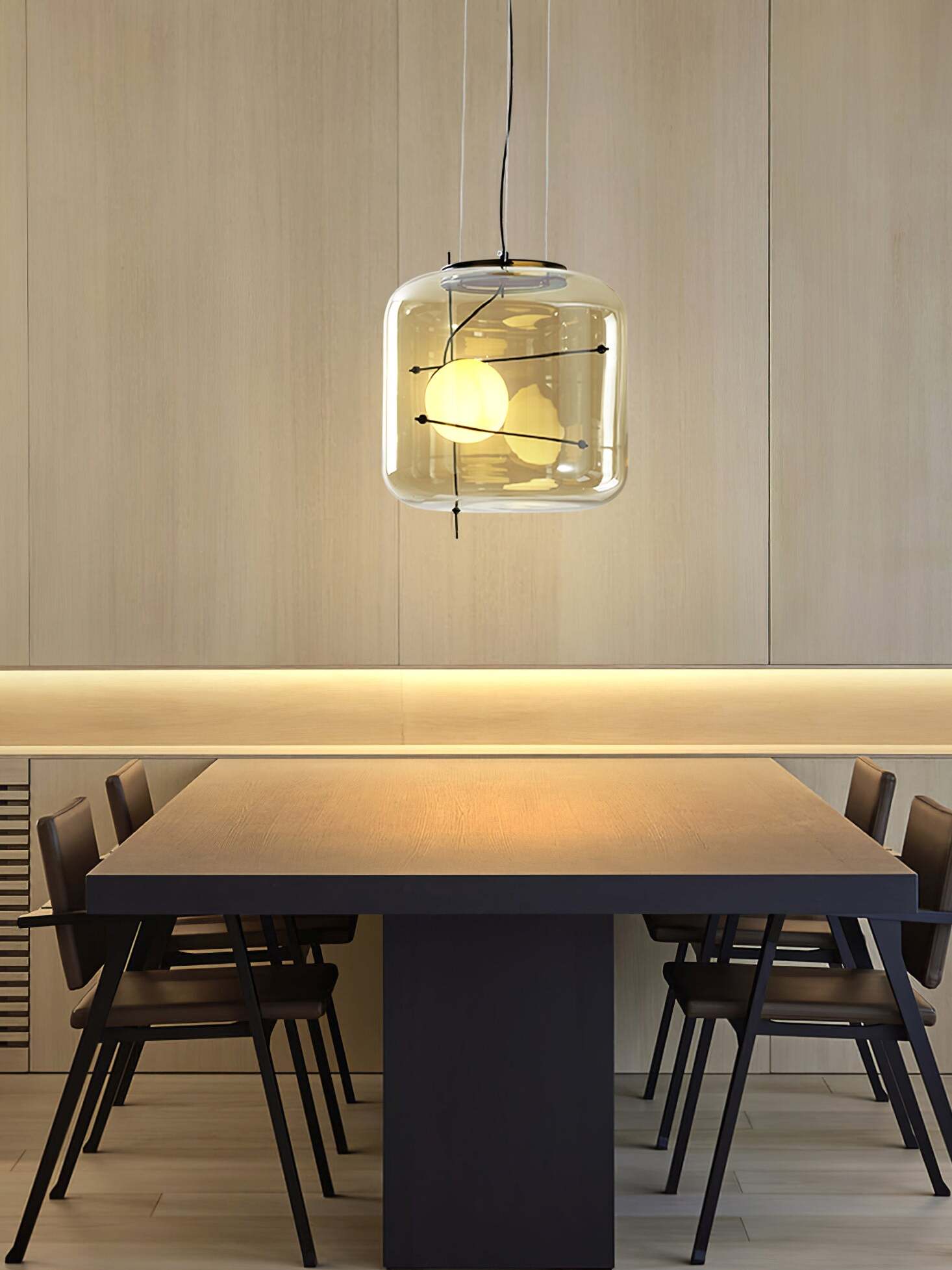 Plot Glass Pendant Light