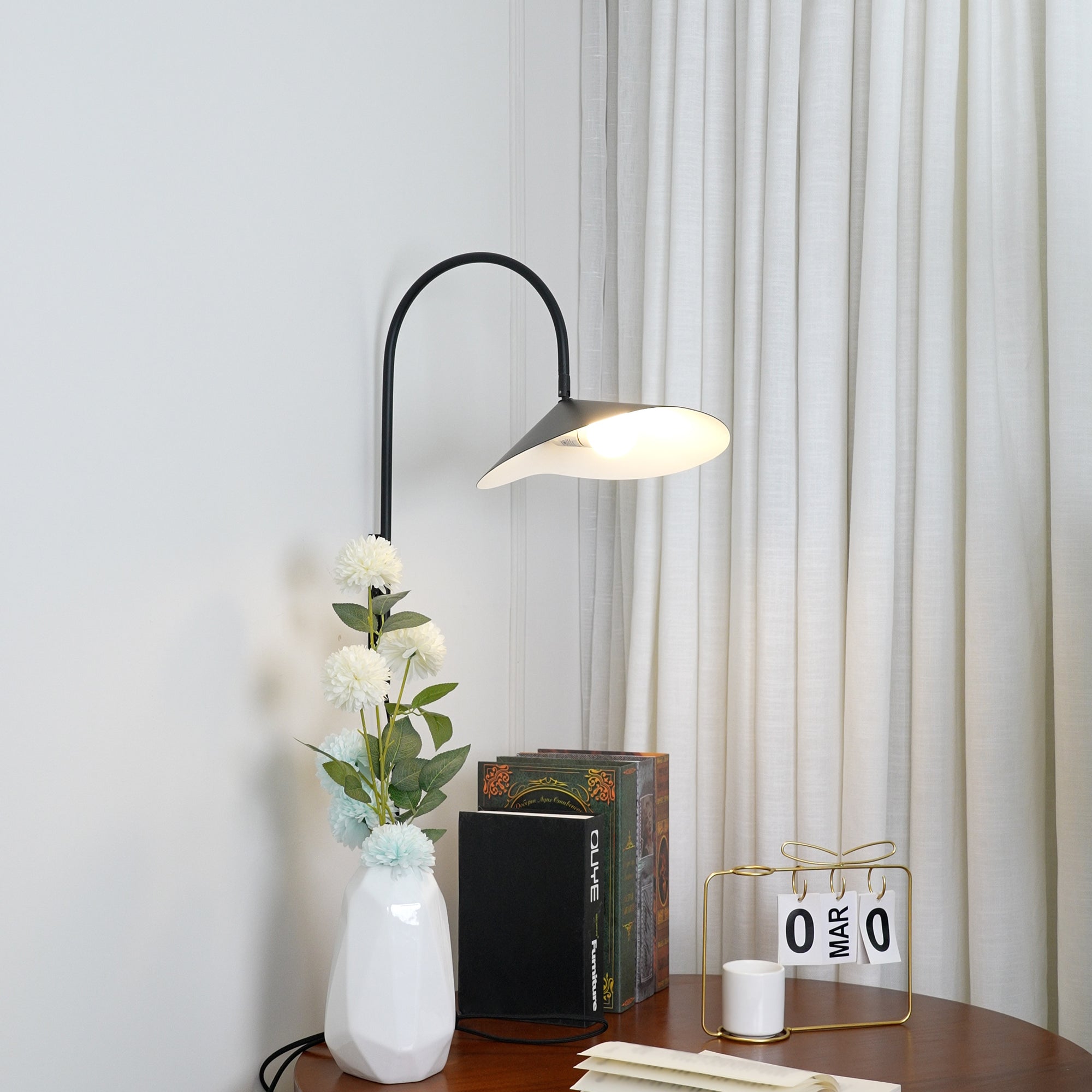 Arum Swivel Plug-in Wall Lamp