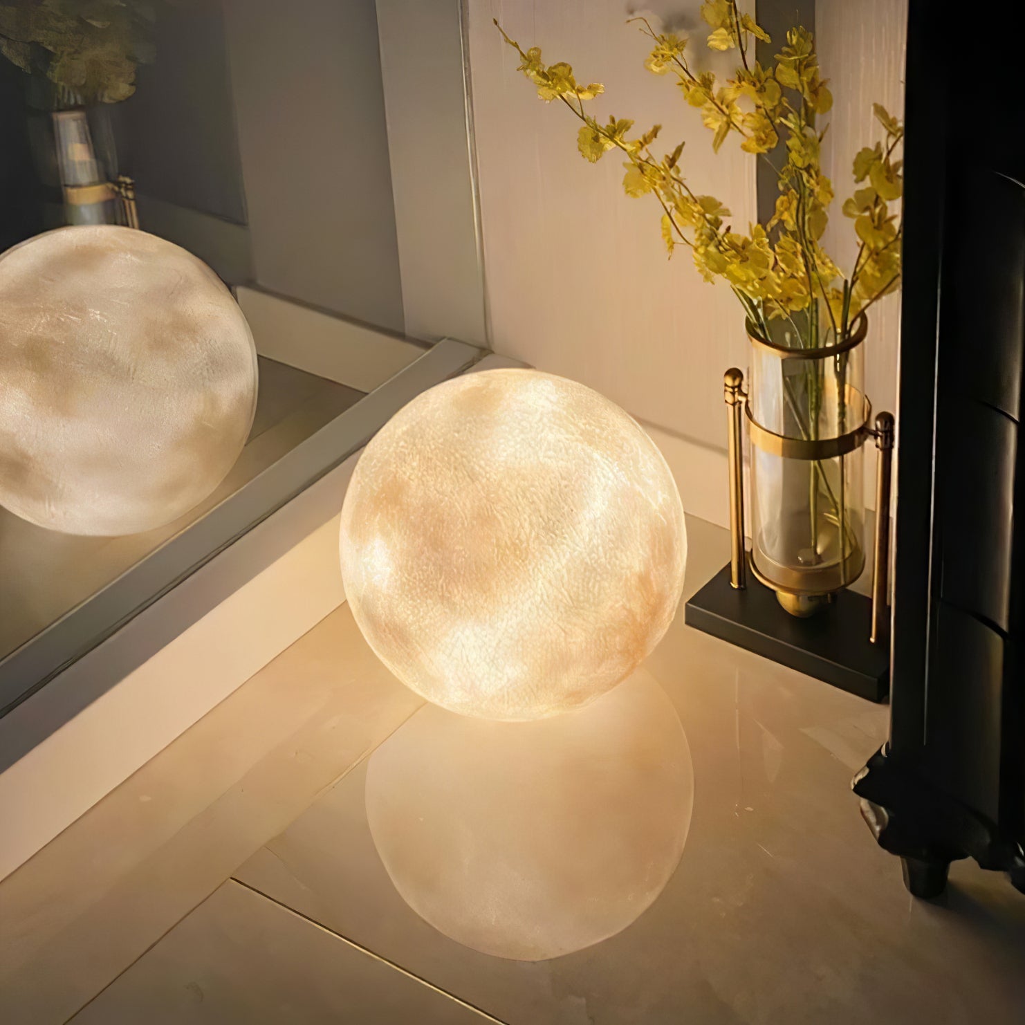 Moon Table Lamp