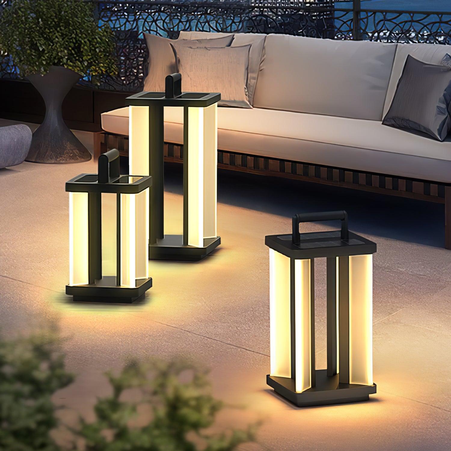 Metroluxe Outdoor Light