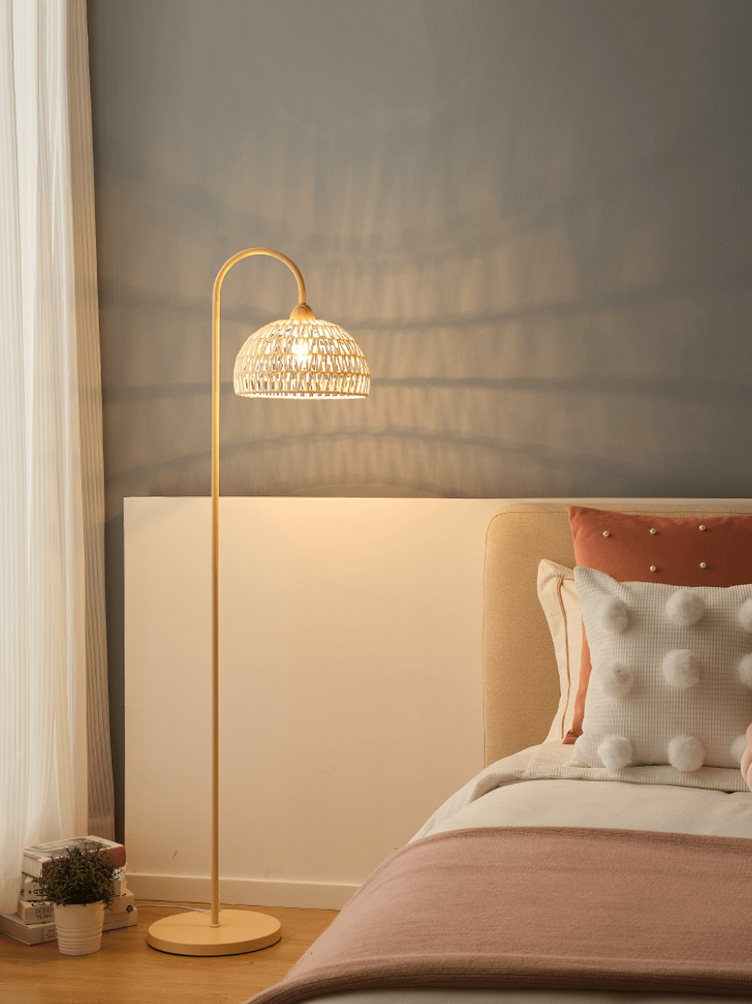 Rattan Arch Floor Lamp