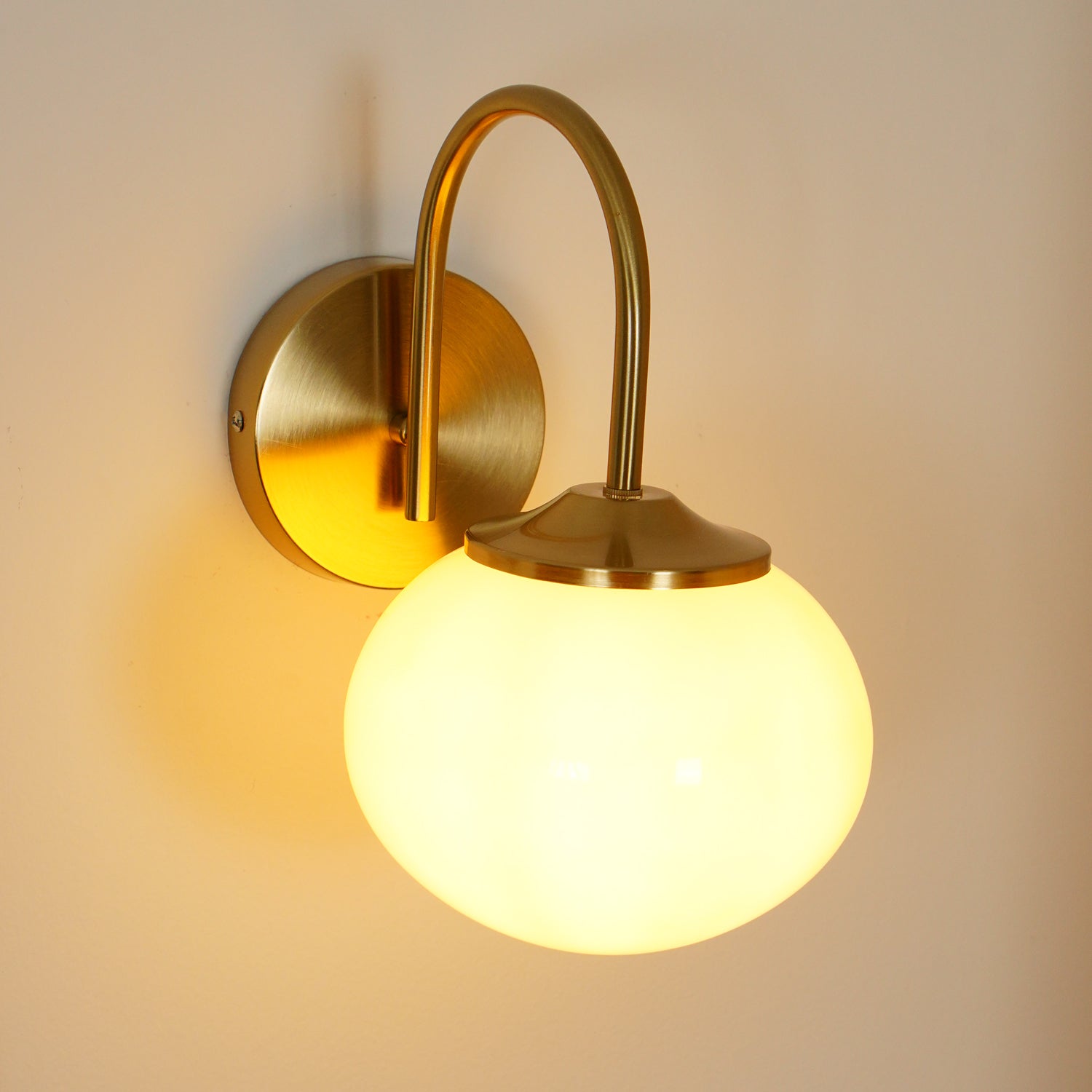 Marshmallow Wall Lamp