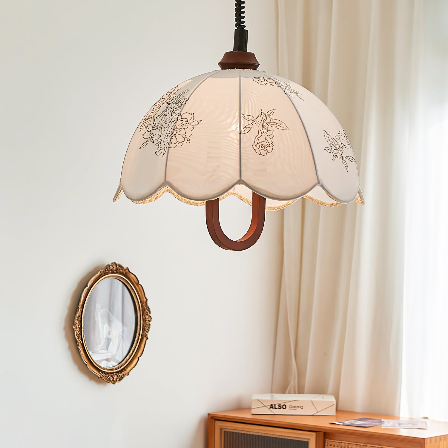 Floral Grace Pendant Lamp