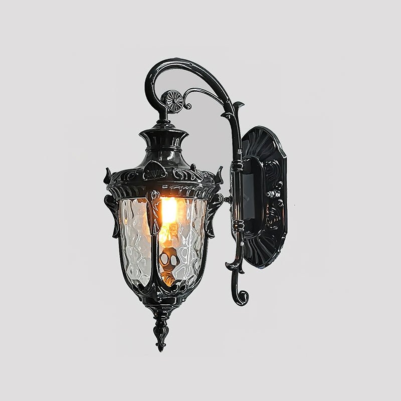 Heritage Outdoor Wall Lamp