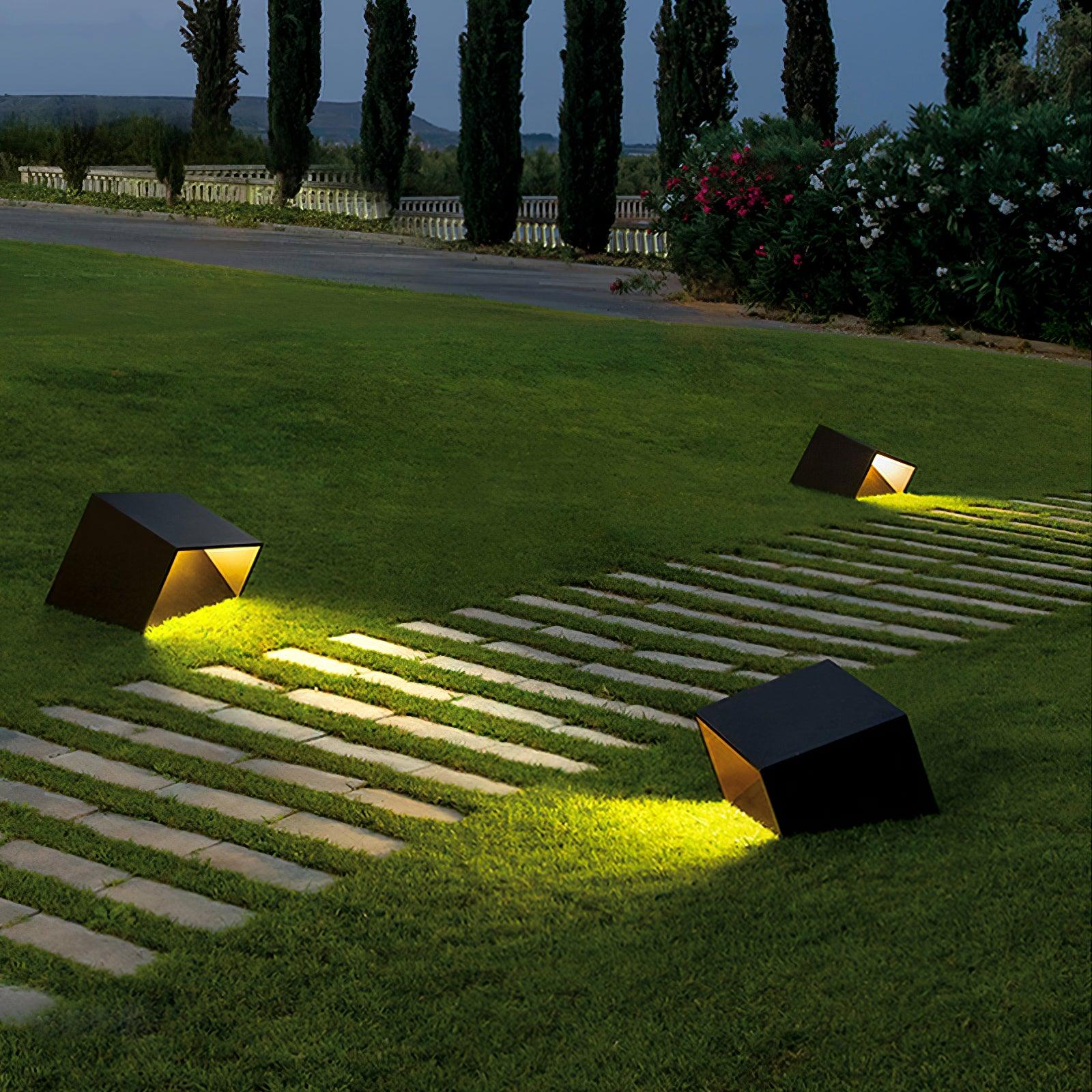 Cube Garden Outdoor Light