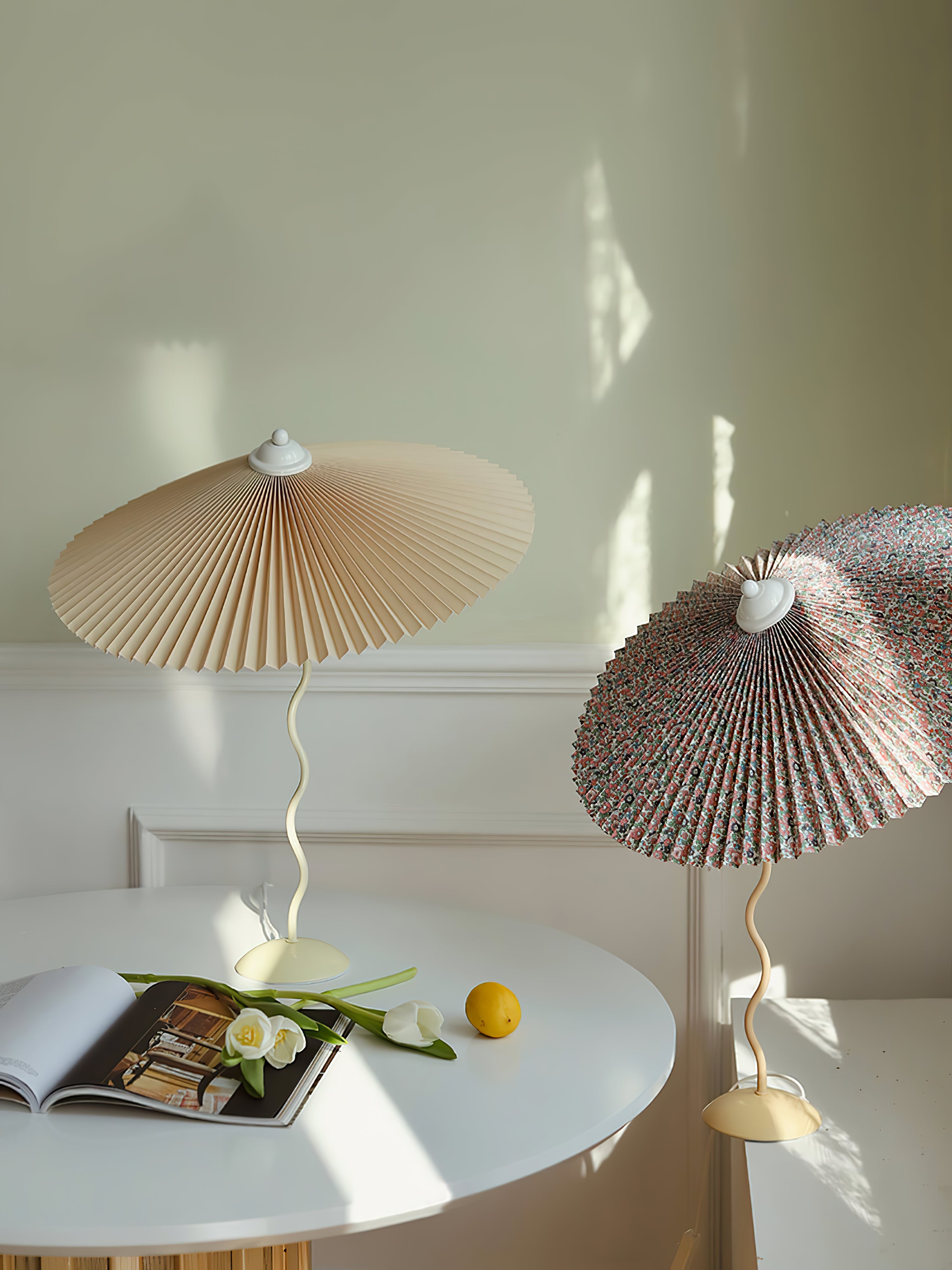 Pleated Hat Table Lamp