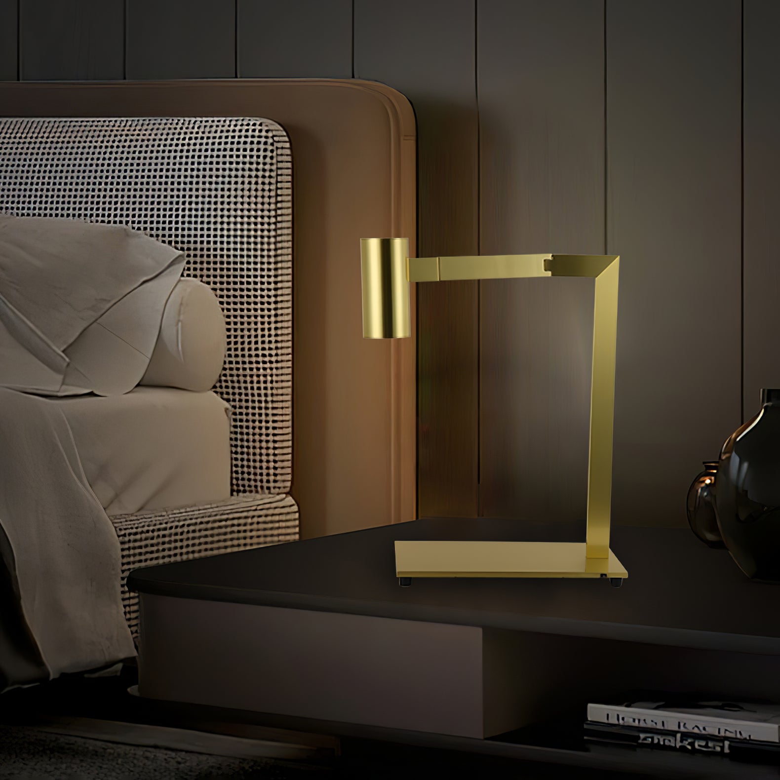 Mahari Table Lamp