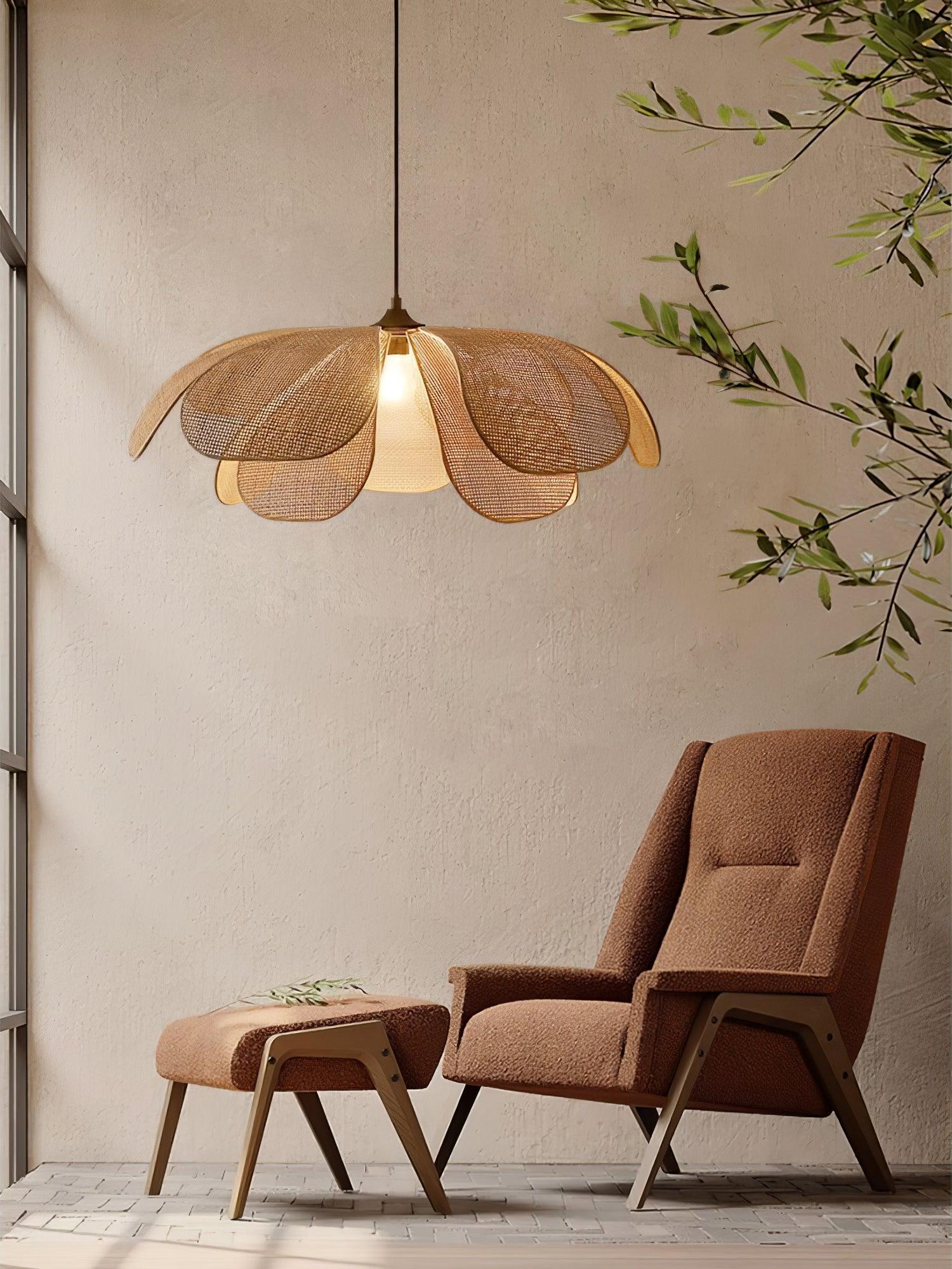 Rattan Petal Pendant Lamp