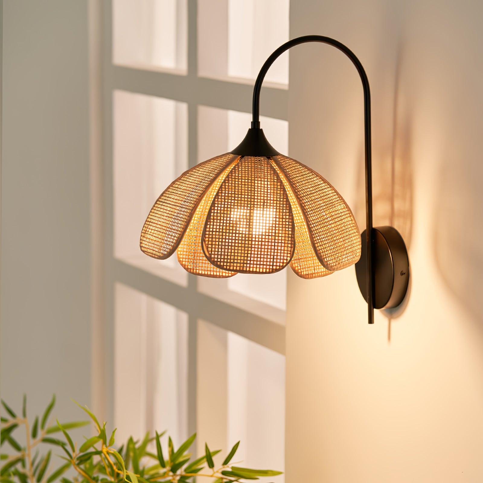 Rattan Petal Wall Lamp