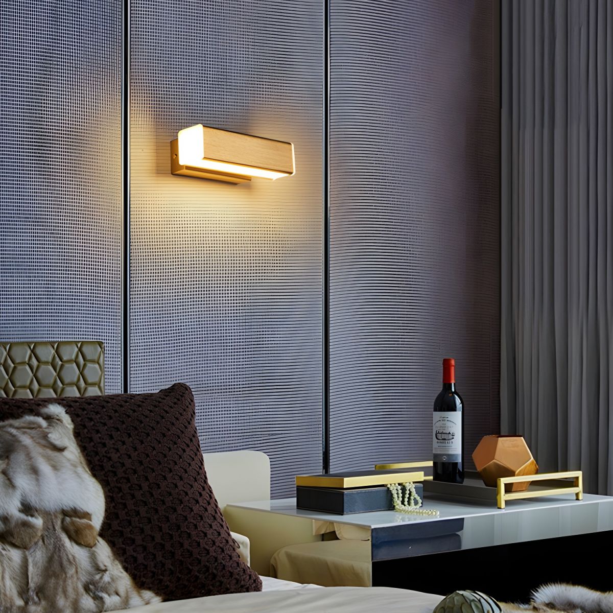 Luca Angle Wall Light