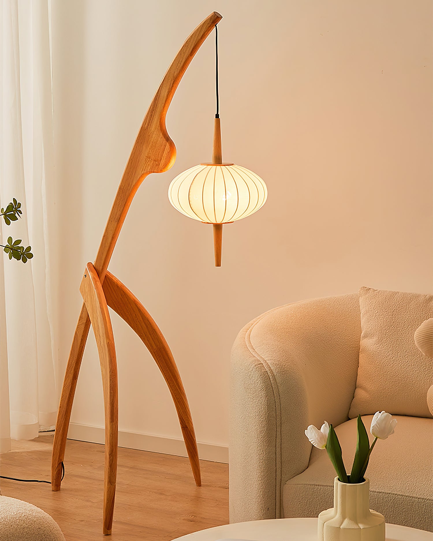 Mantis Wood Floor Lamp