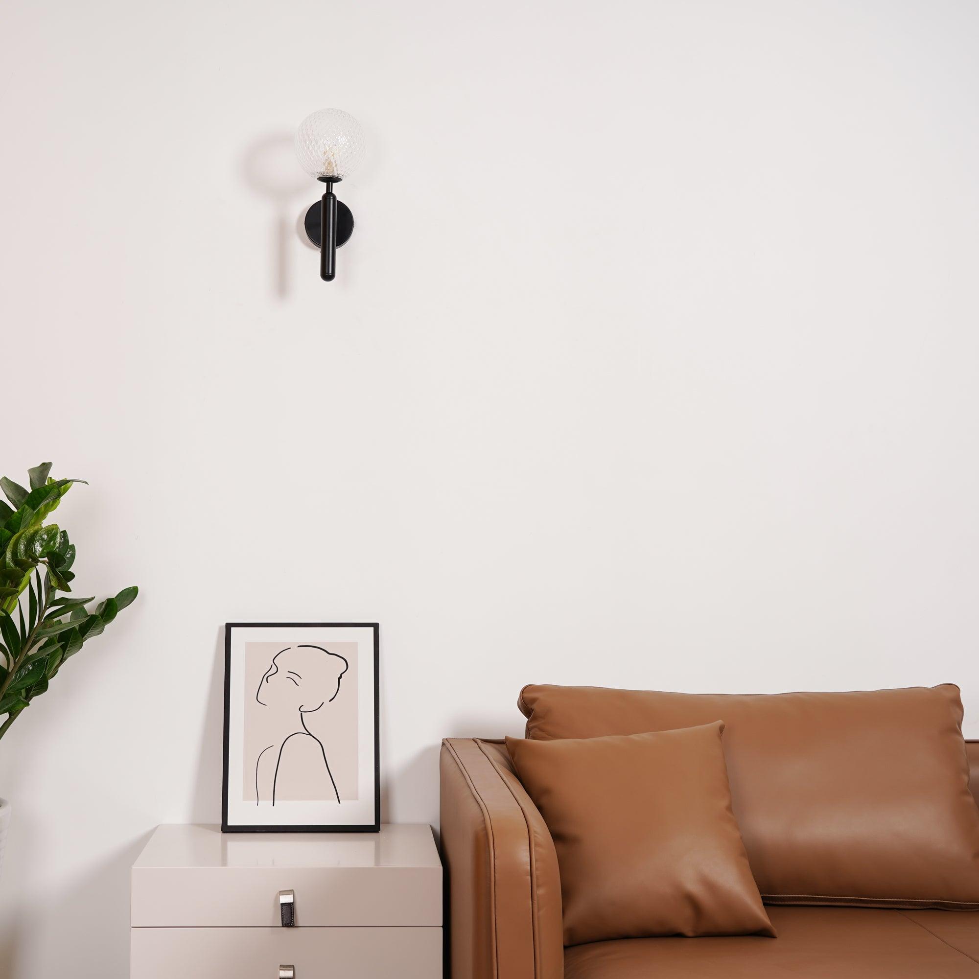 Nordica Wall Lamp