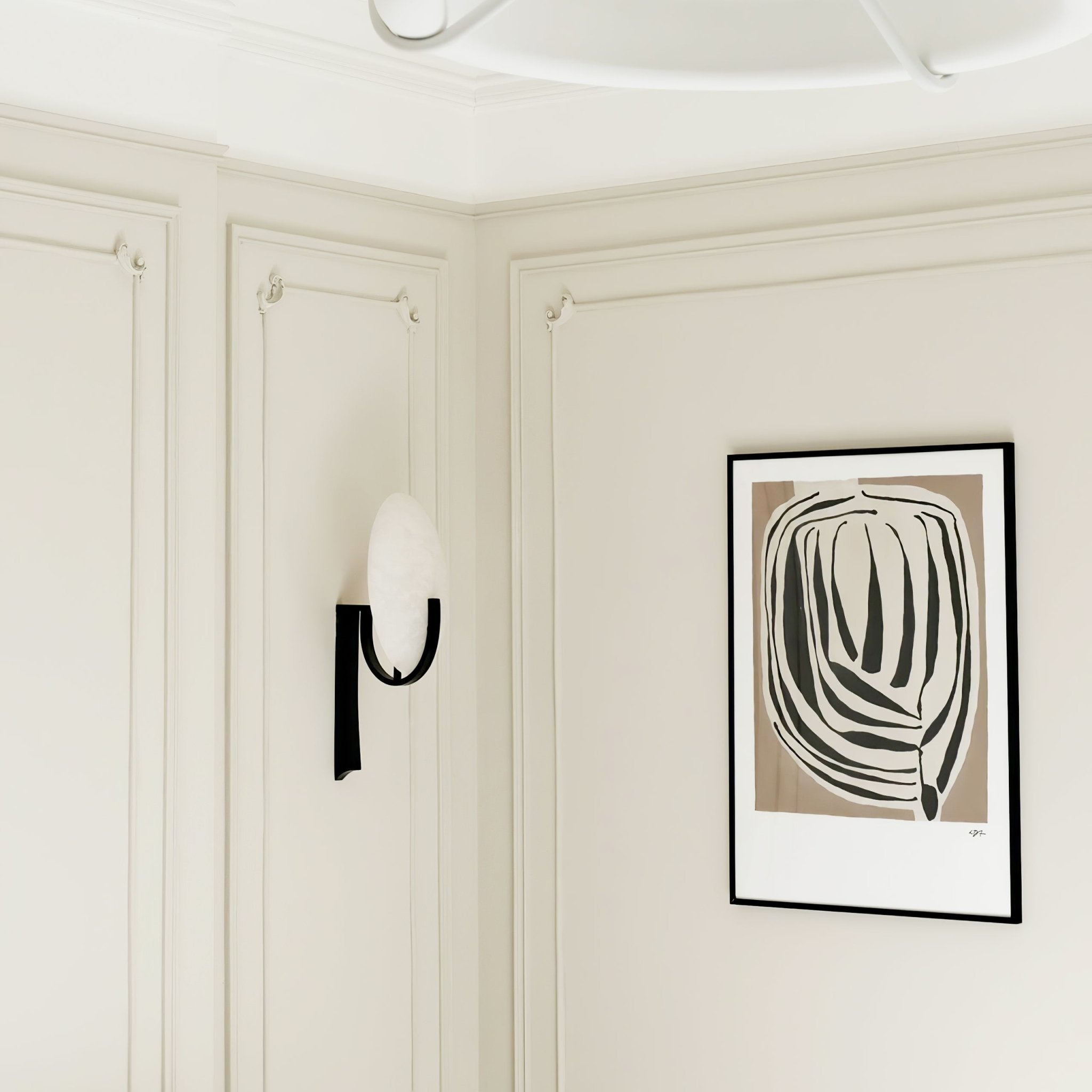 Alice Alabaster Plug-in Wall Lamp