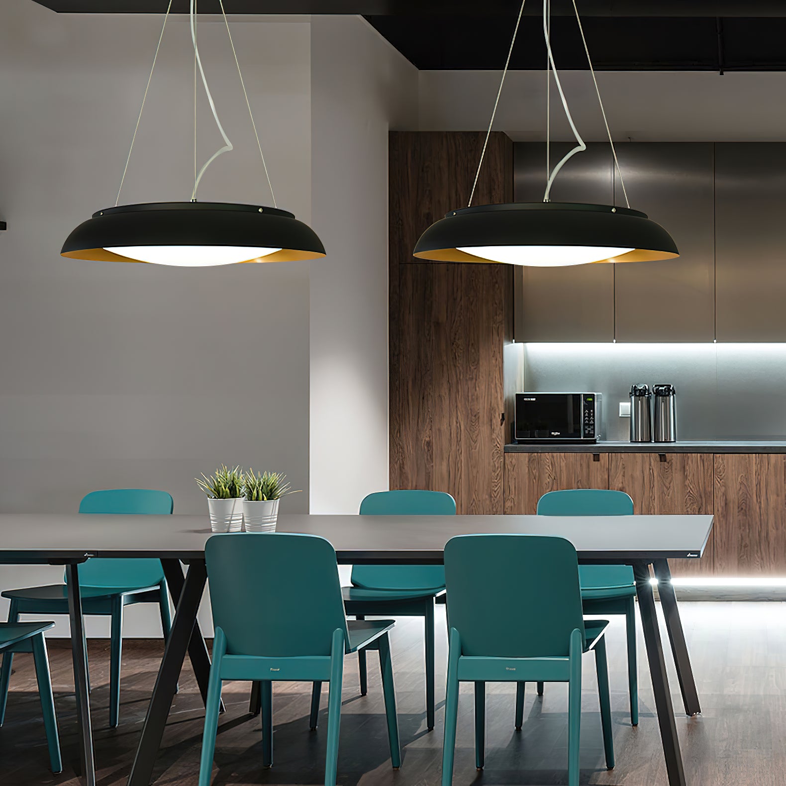 Aero Pendant Light