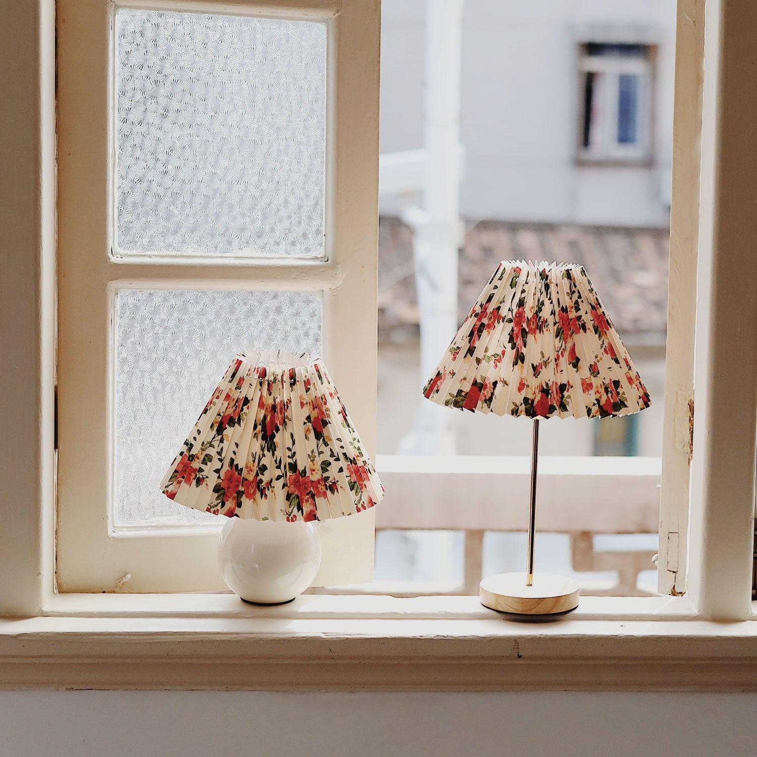 Flores Table Lamp