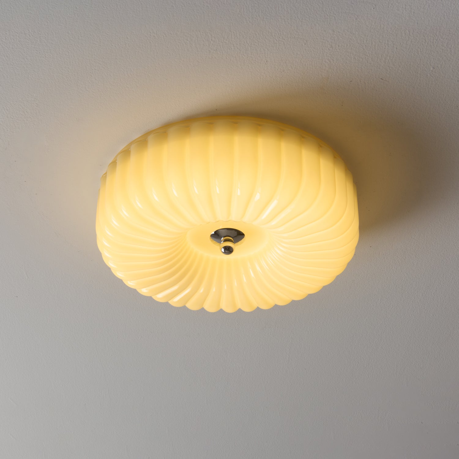 Vivid Ripple Ceiling Light