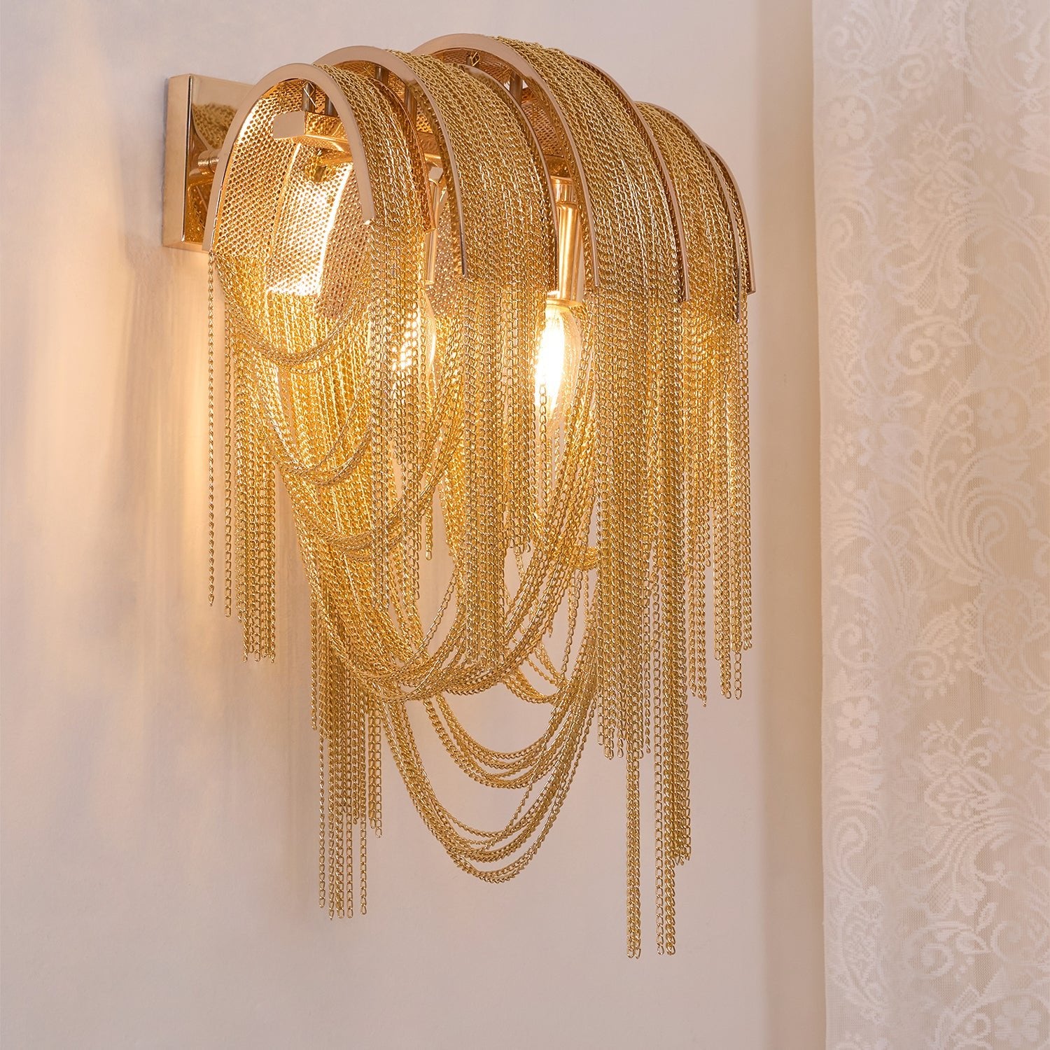 Chains Tassel Wall Lamp