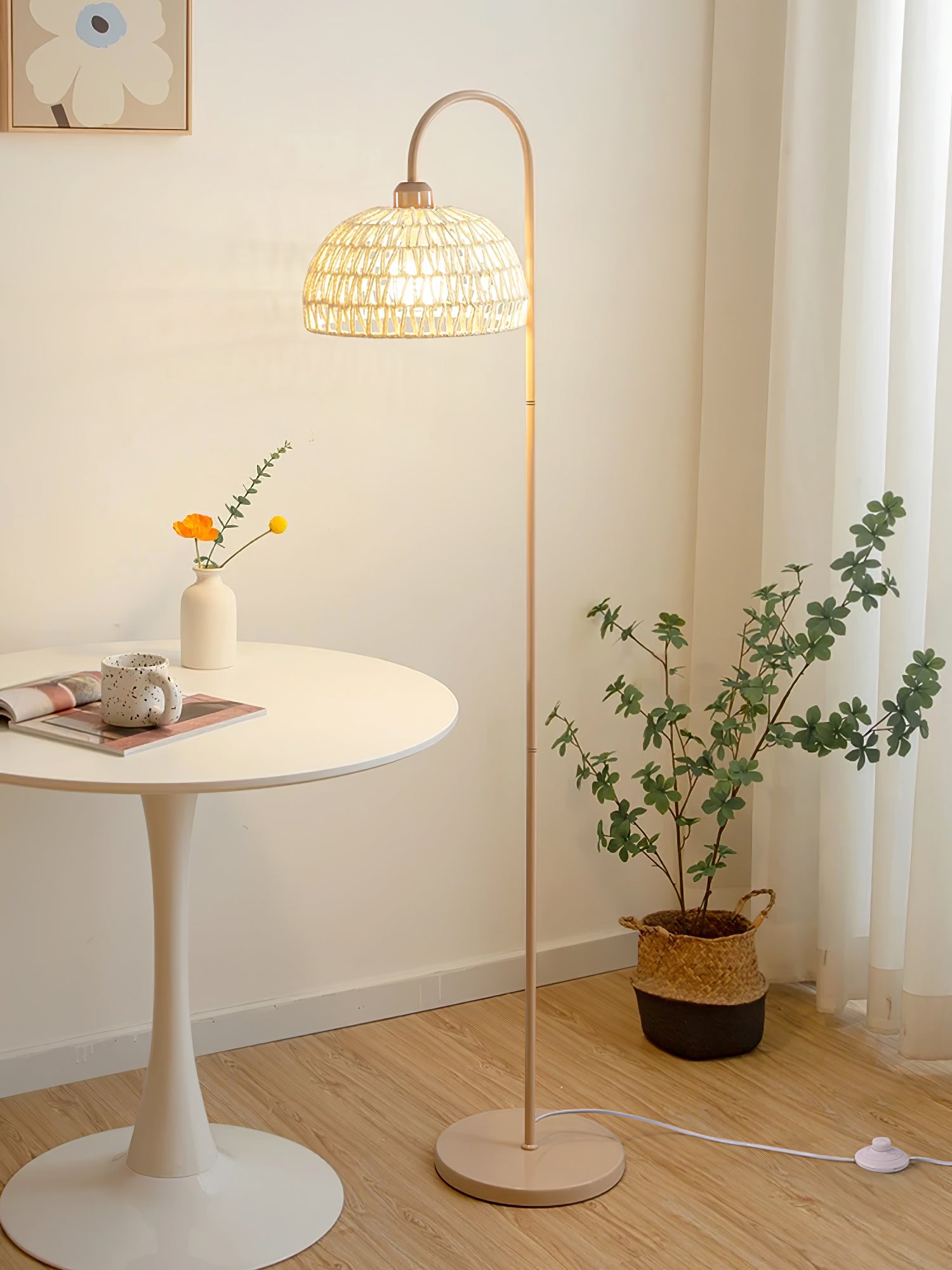 Rattan Arch Floor Lamp