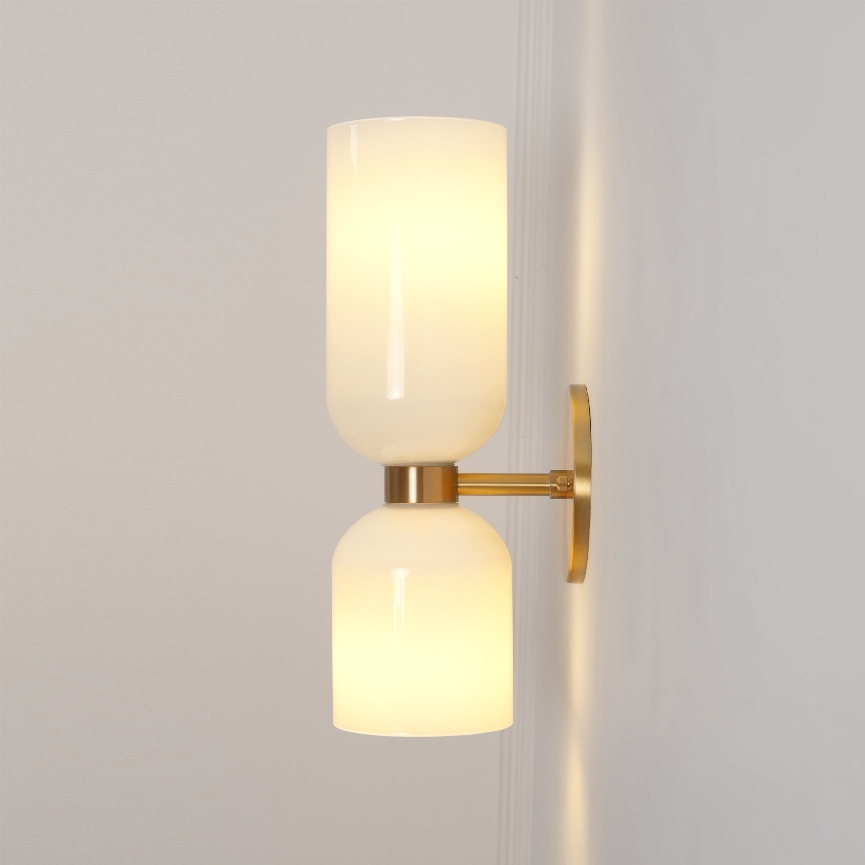 Edie Wall Lamp