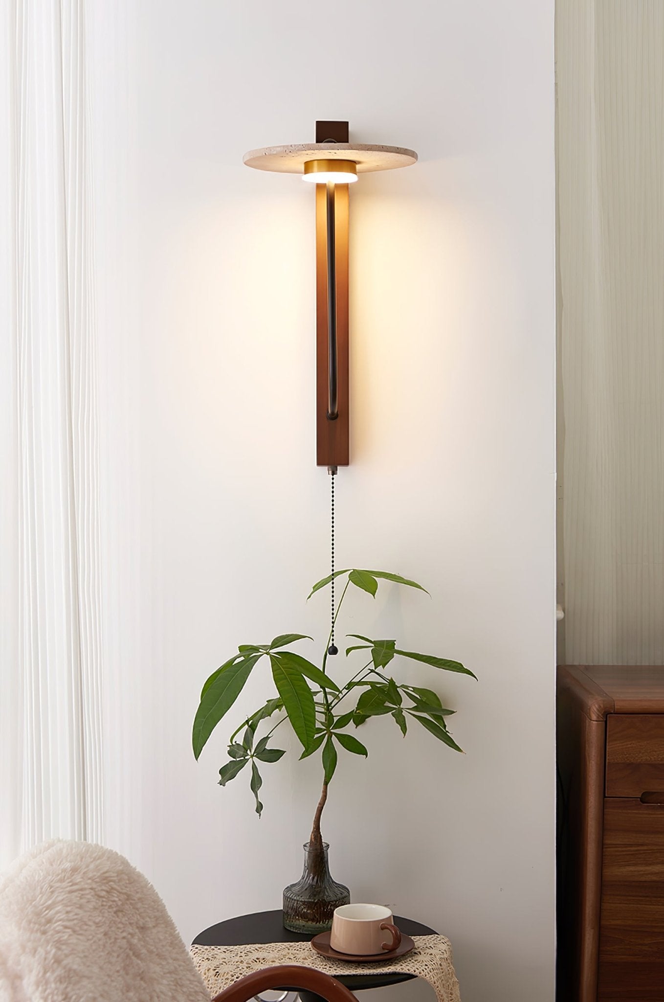 Aura Arm Wall Lamp