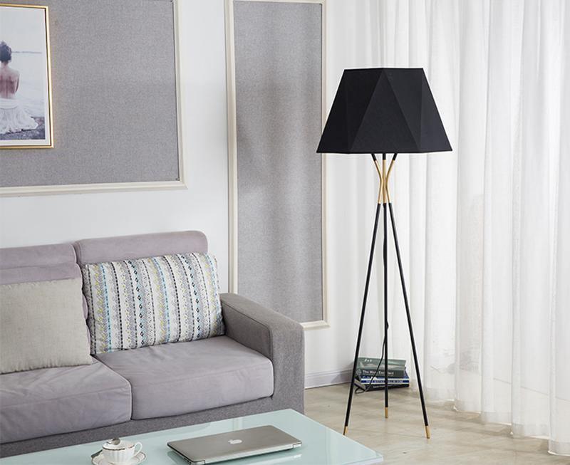 Solitaire Floor Lamp