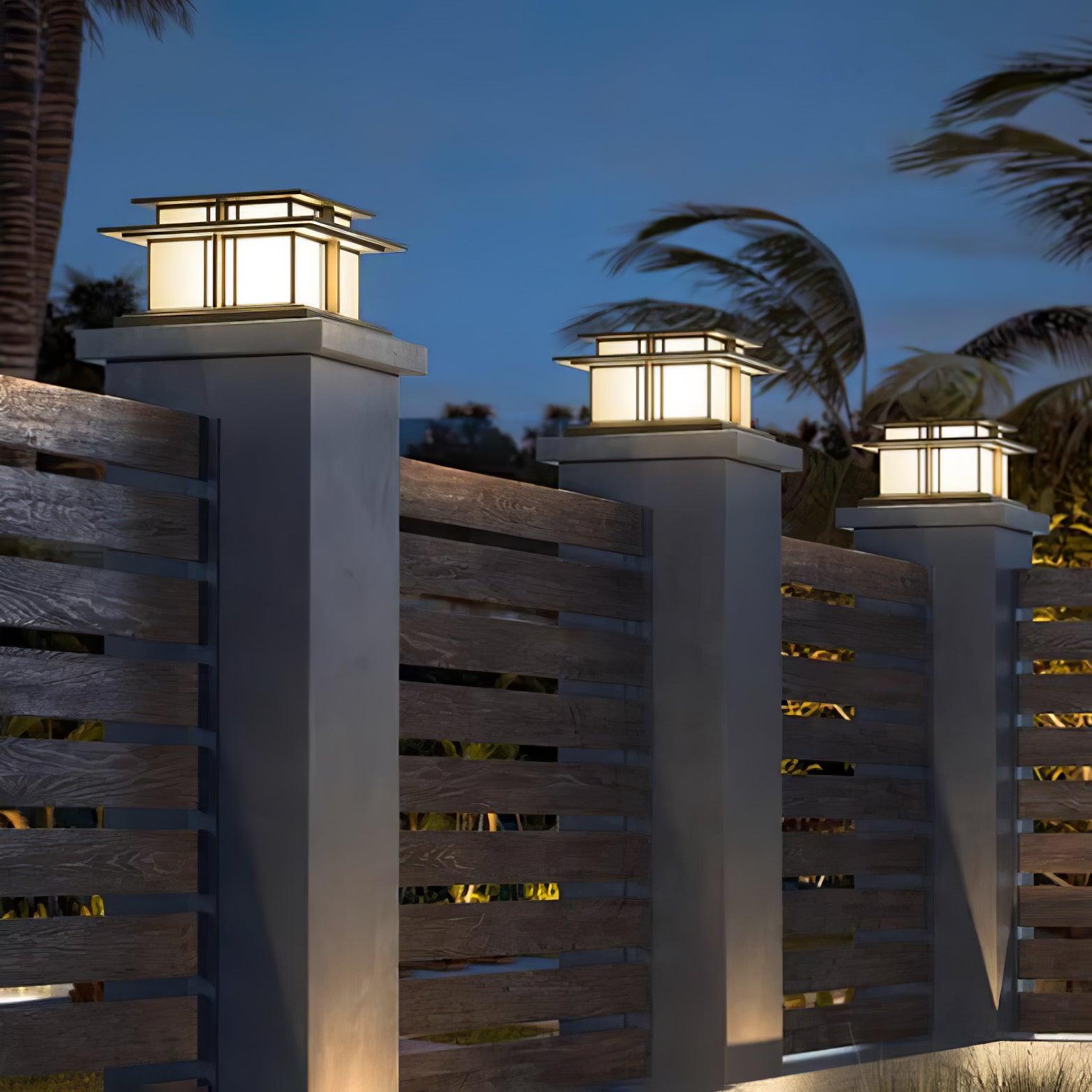 Boilyn Pillar Outdoor Light