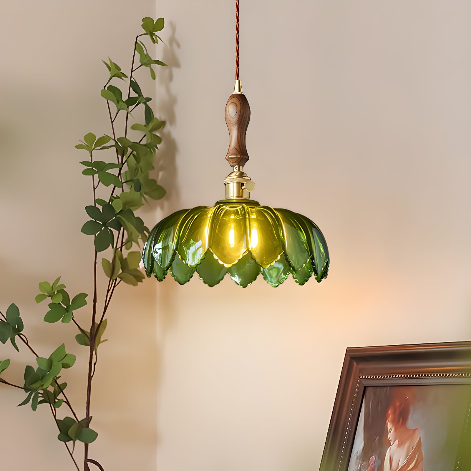 Lila Petal Pendant Lamp