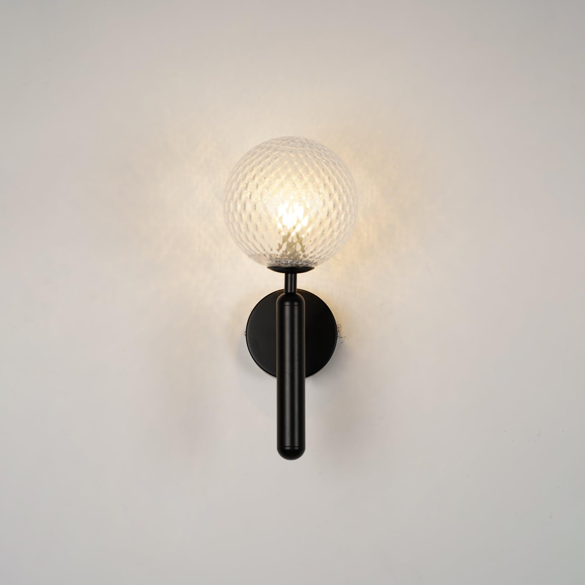 Nordica Wall Lamp