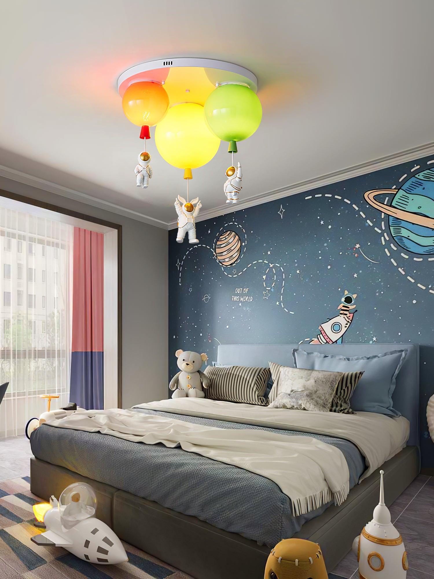 Astronaut Glossy Balloon Ceiling Lamp