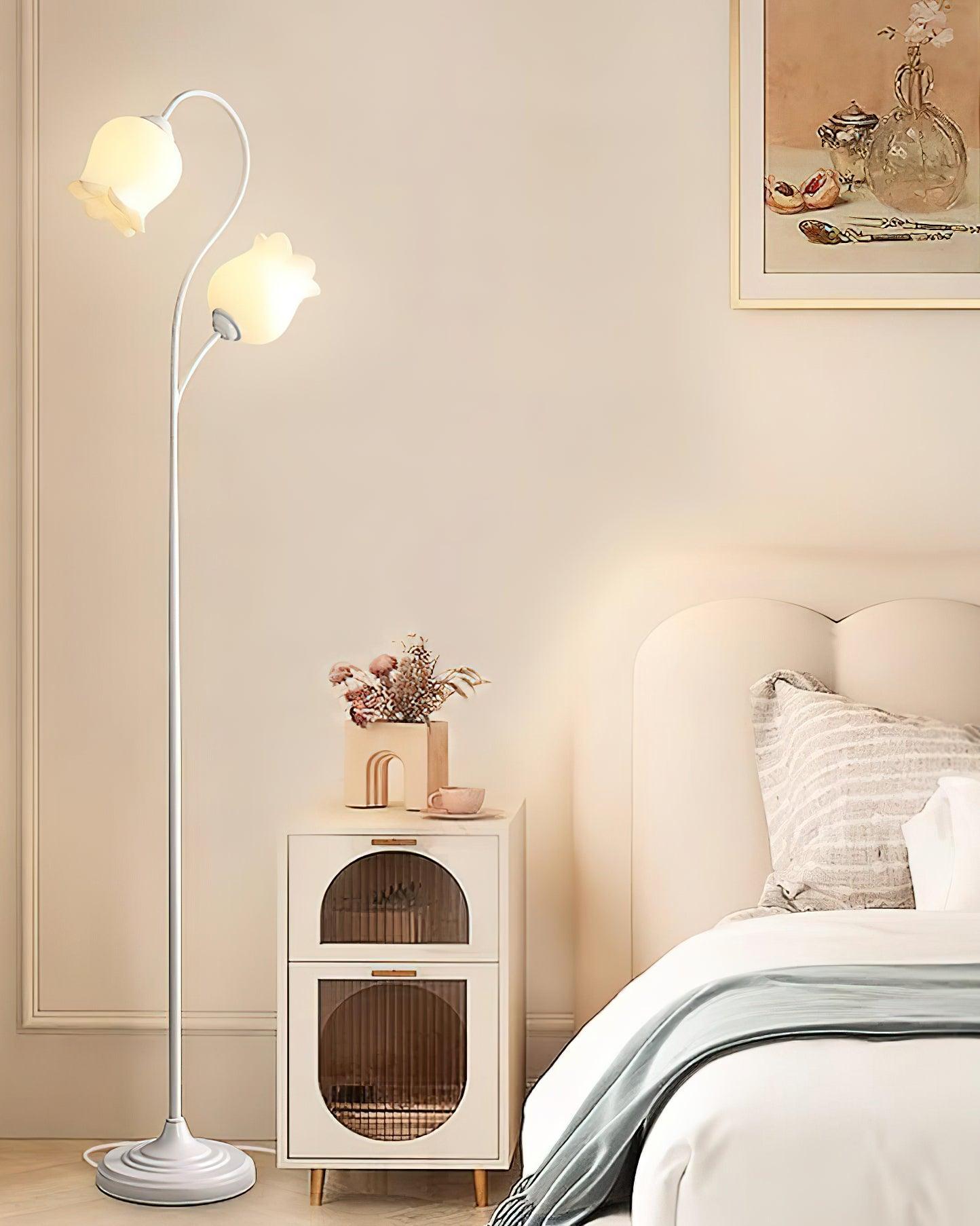 Lilium Floor Lamp