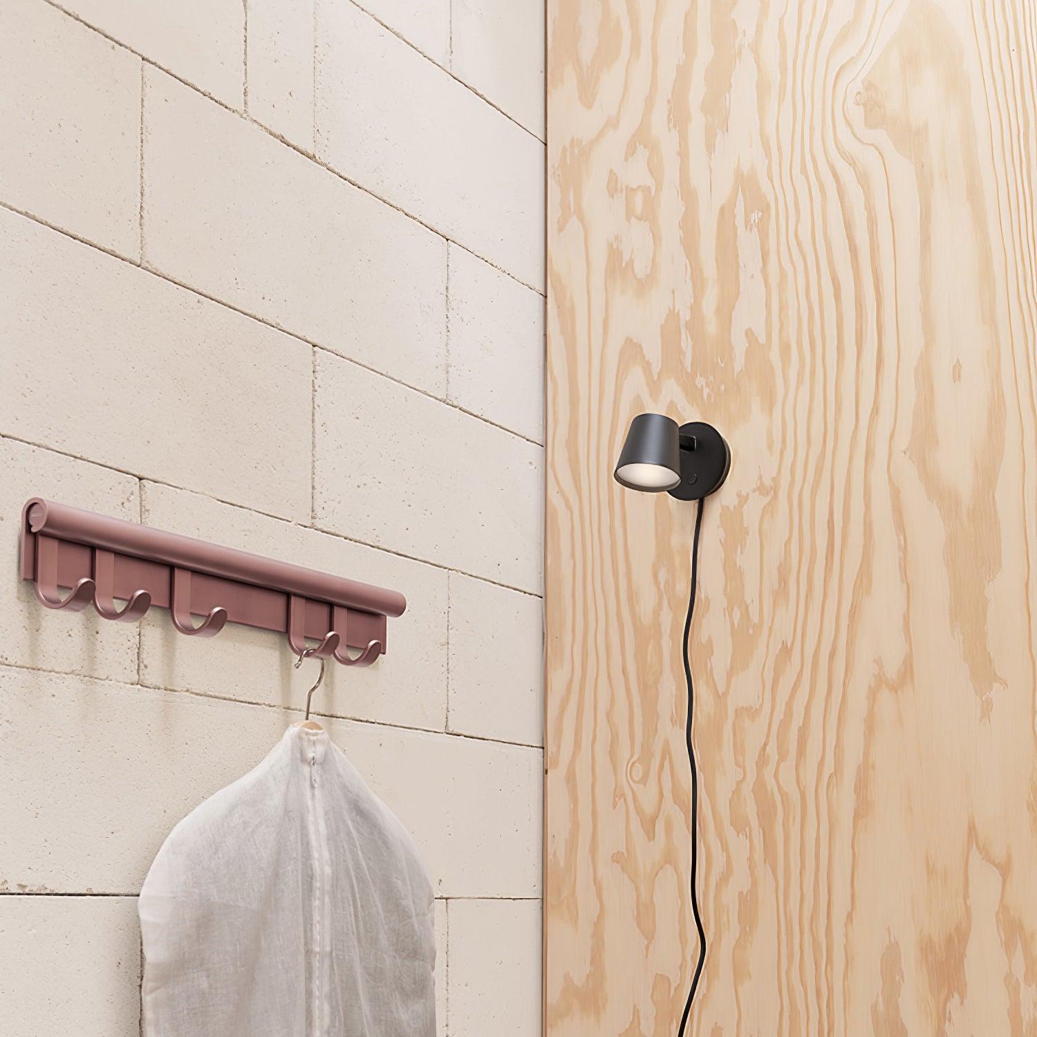 Tip Plug-In Wall Lamp