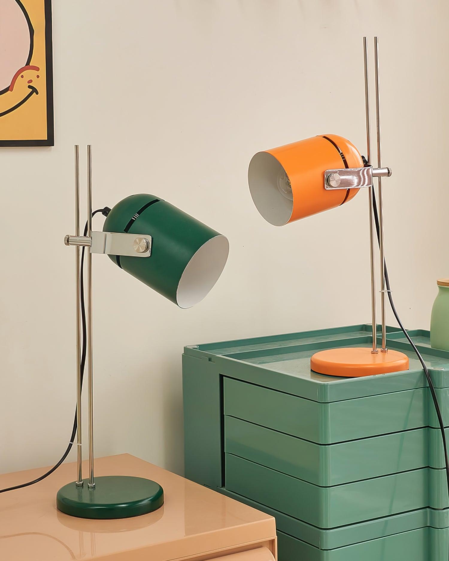 Adjusta Liftable Desk Lamp