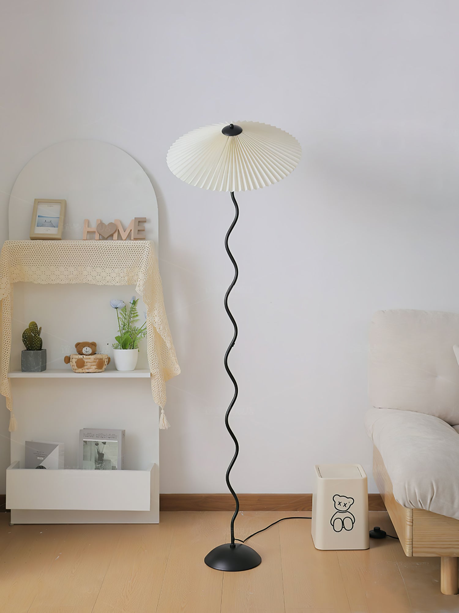 Squiggle Floor Lamp