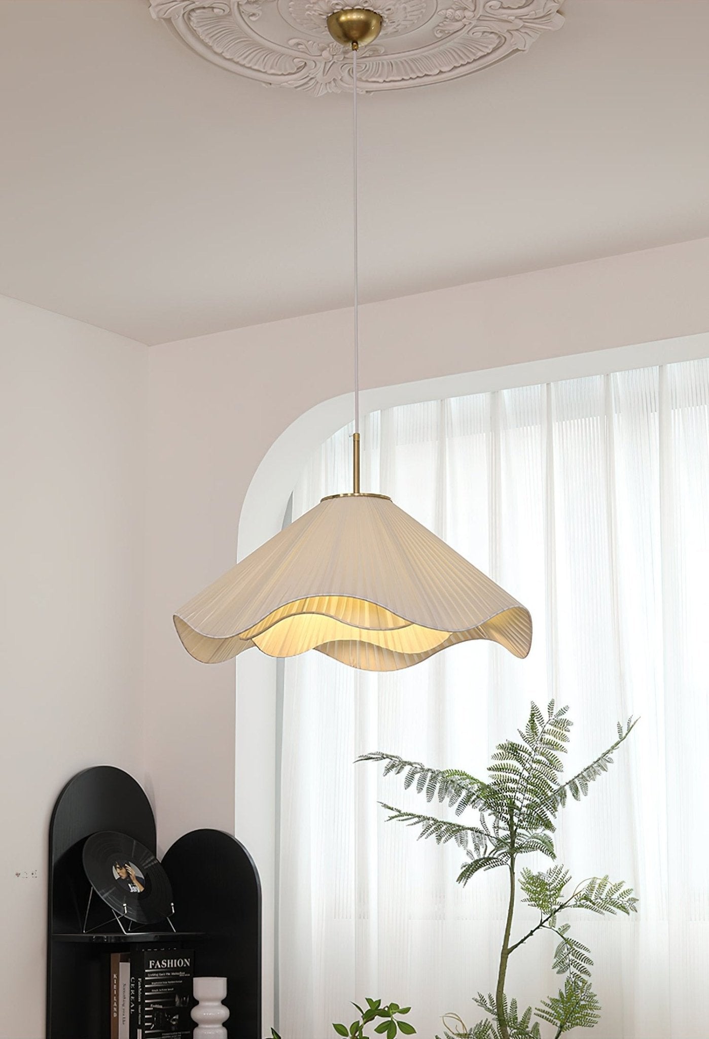 Elara Pendant Light