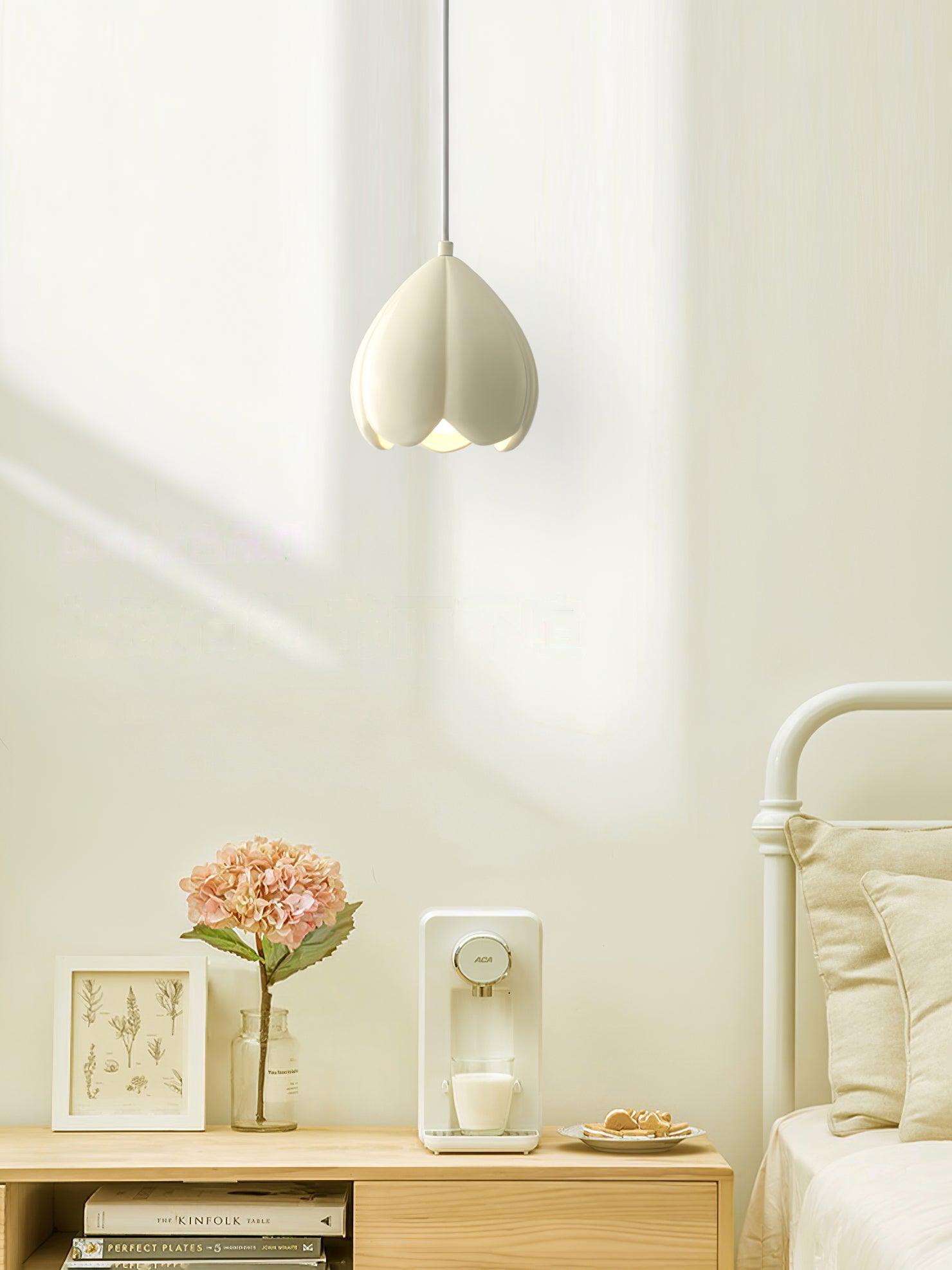 Flower Bud Pendant Lamp