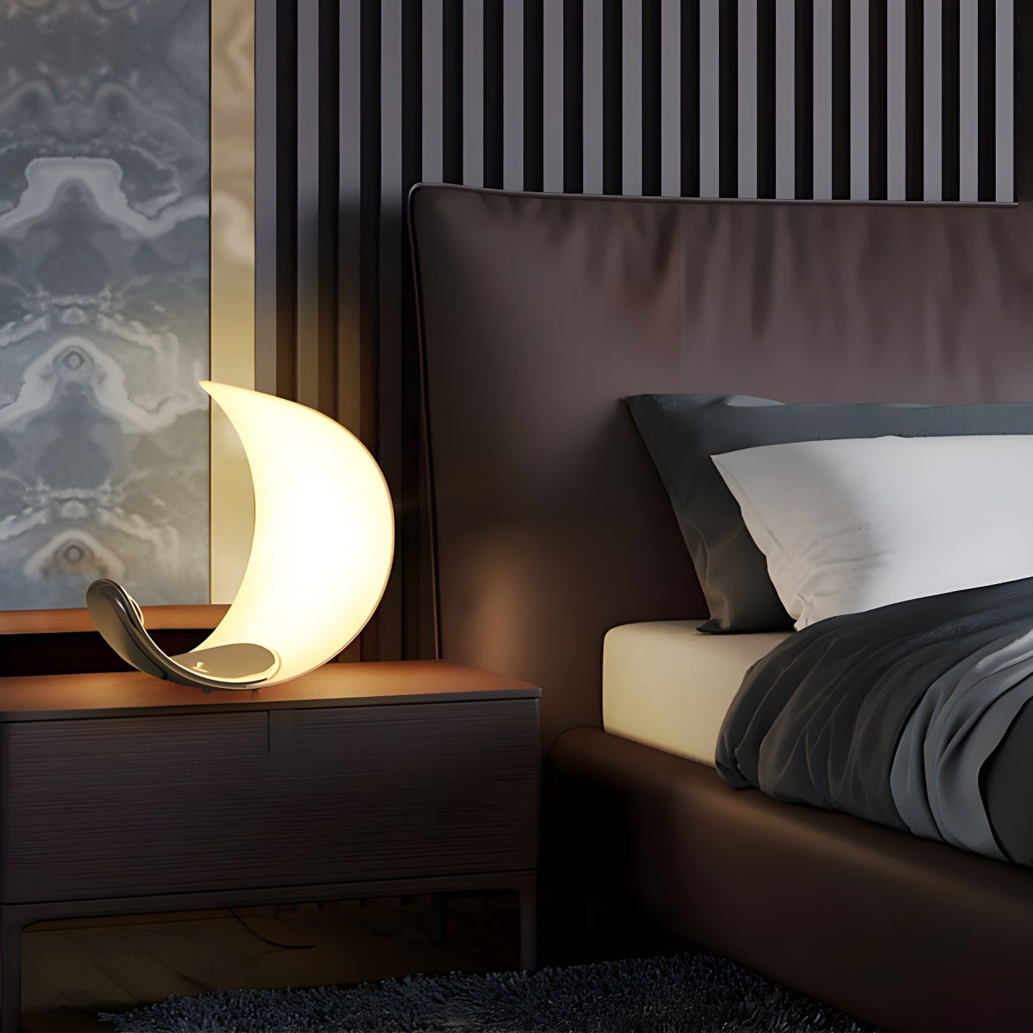 Luna Flow Table Lamp