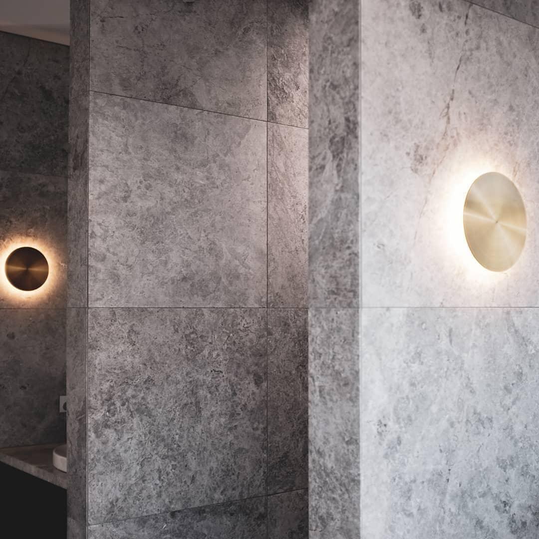 Gossa Wall Lamp